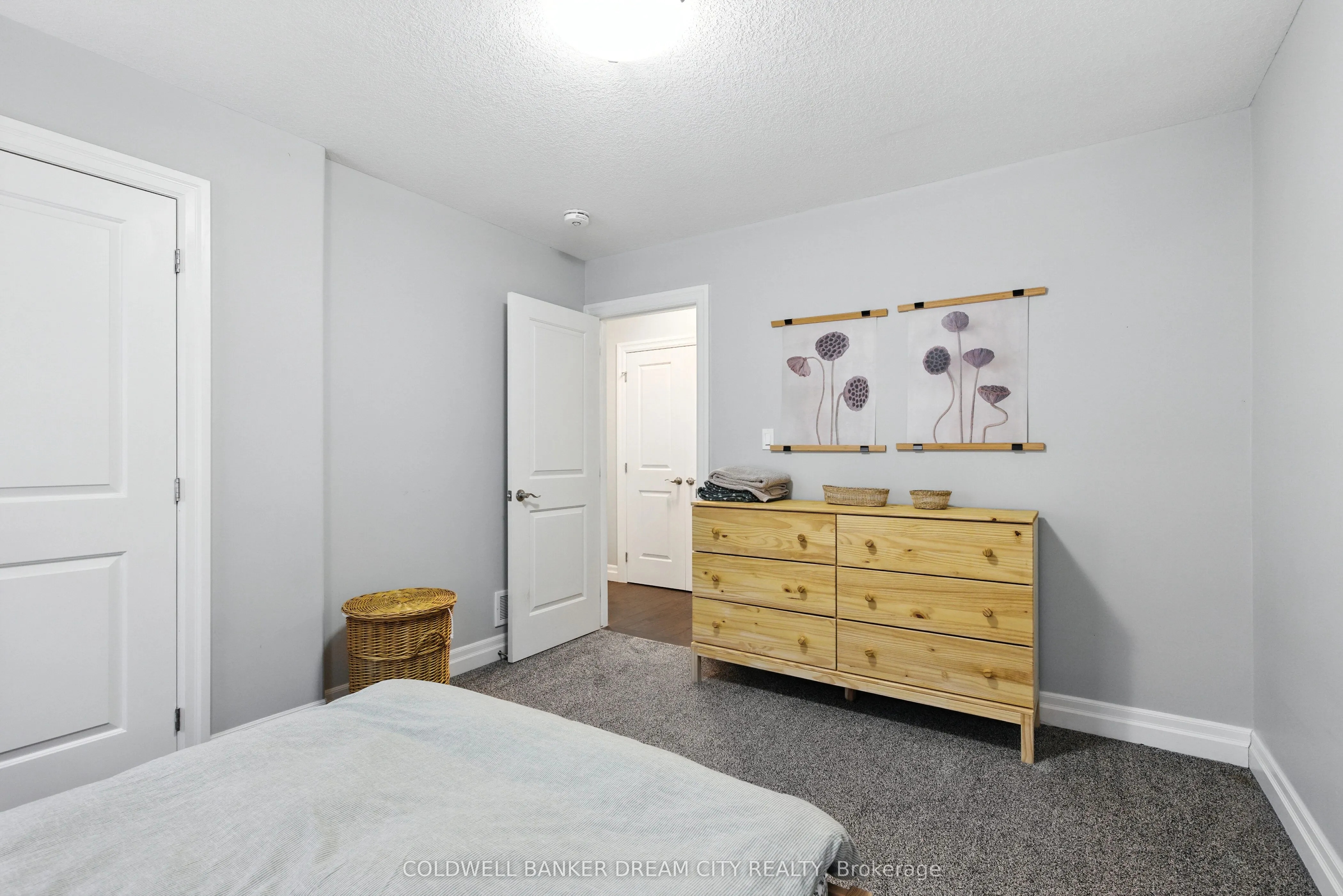 10 Honey Bend