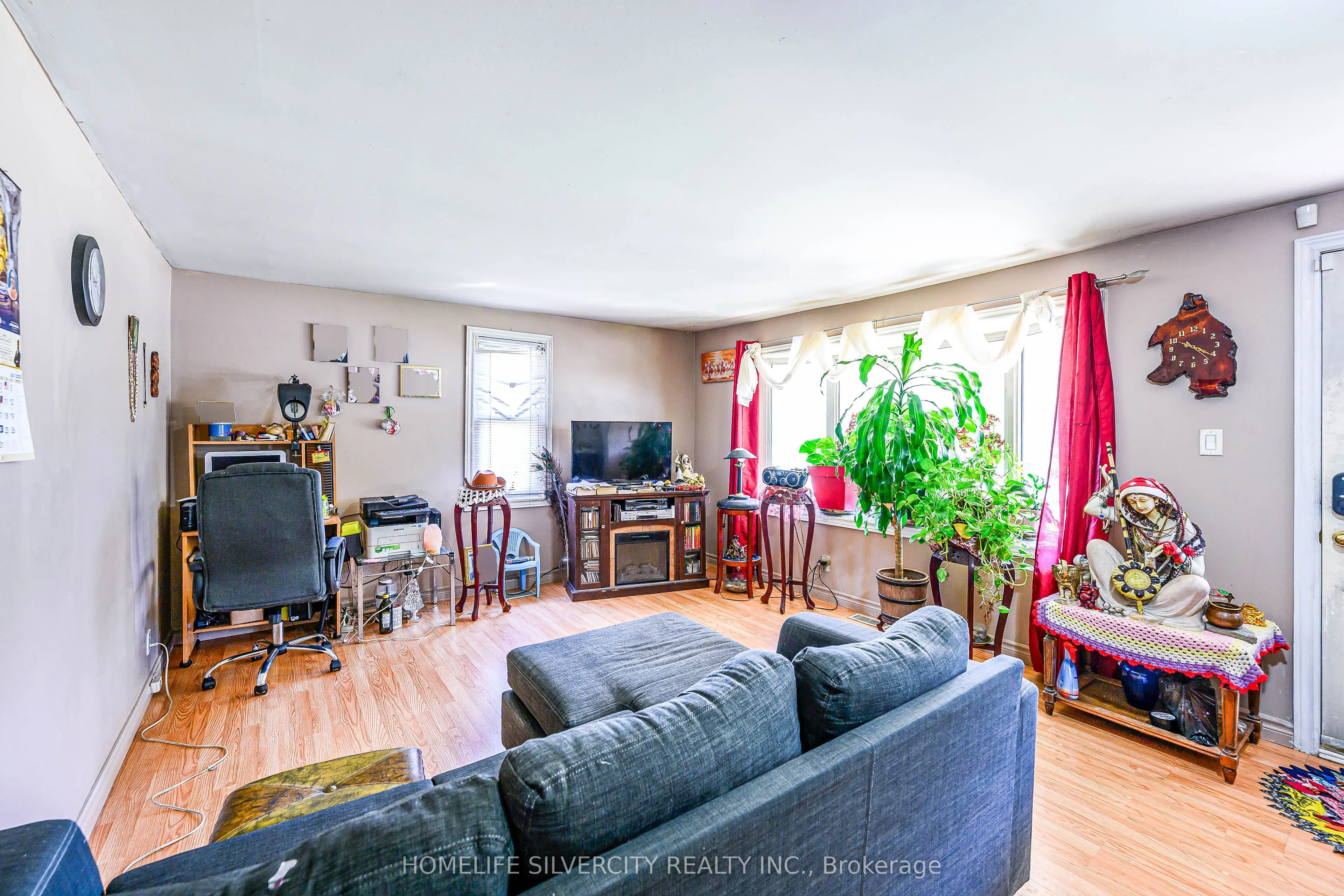 5537 Montrose Road