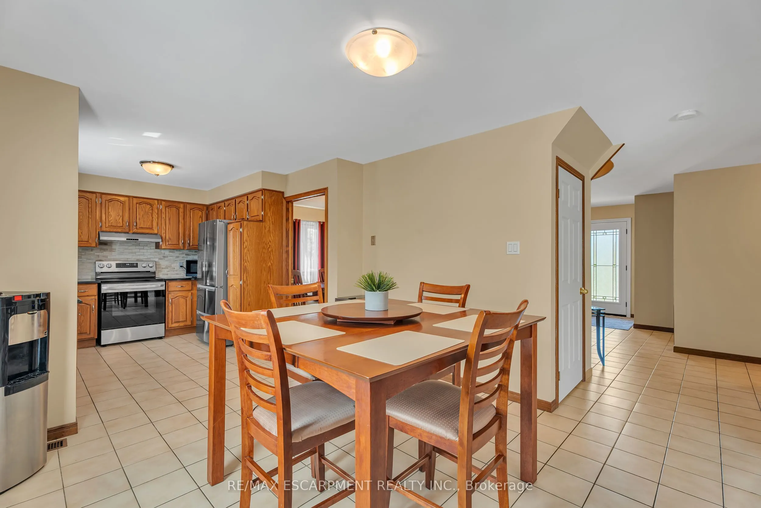 2 Vinehill Drive