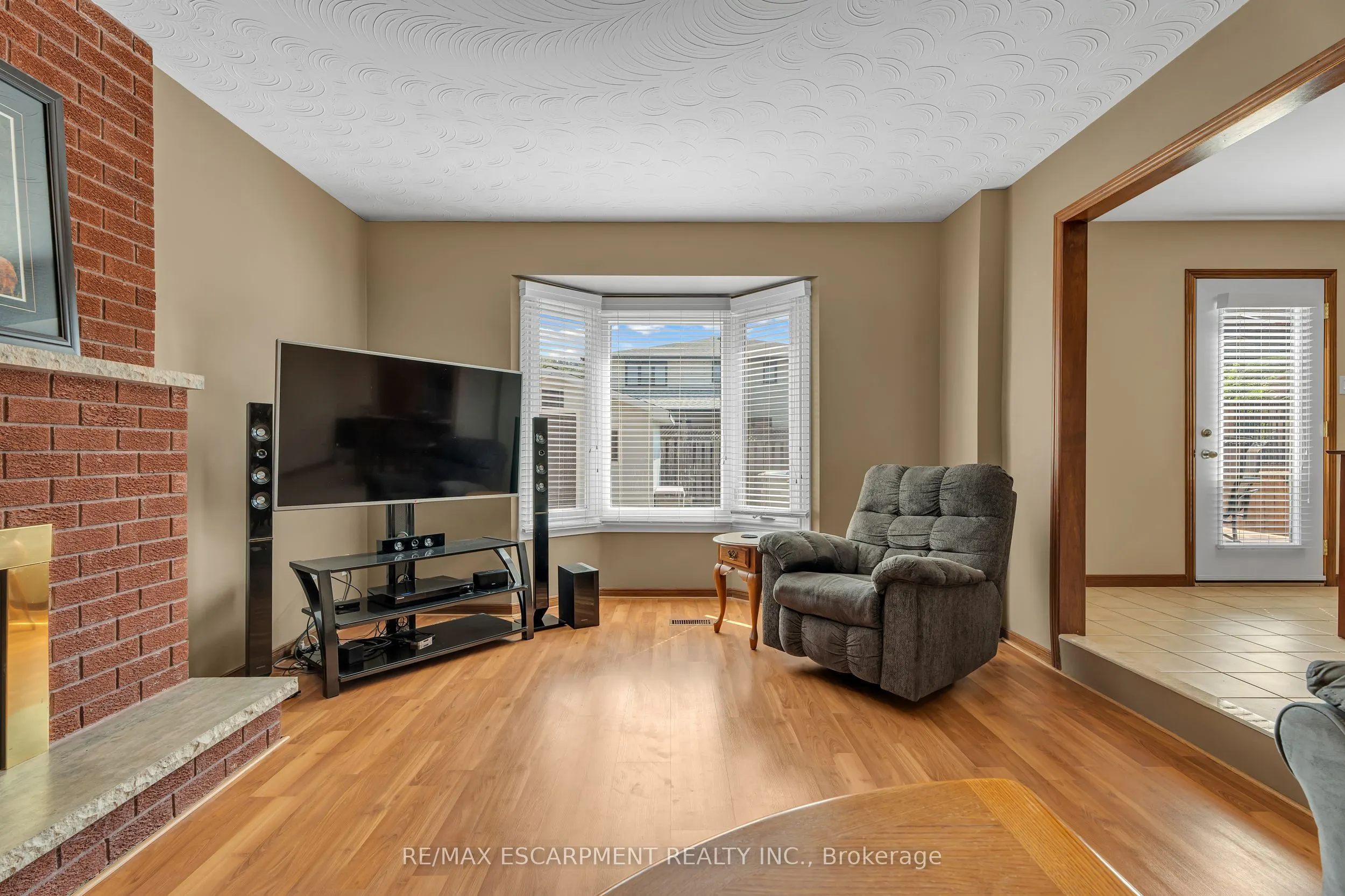 2 Vinehill Drive