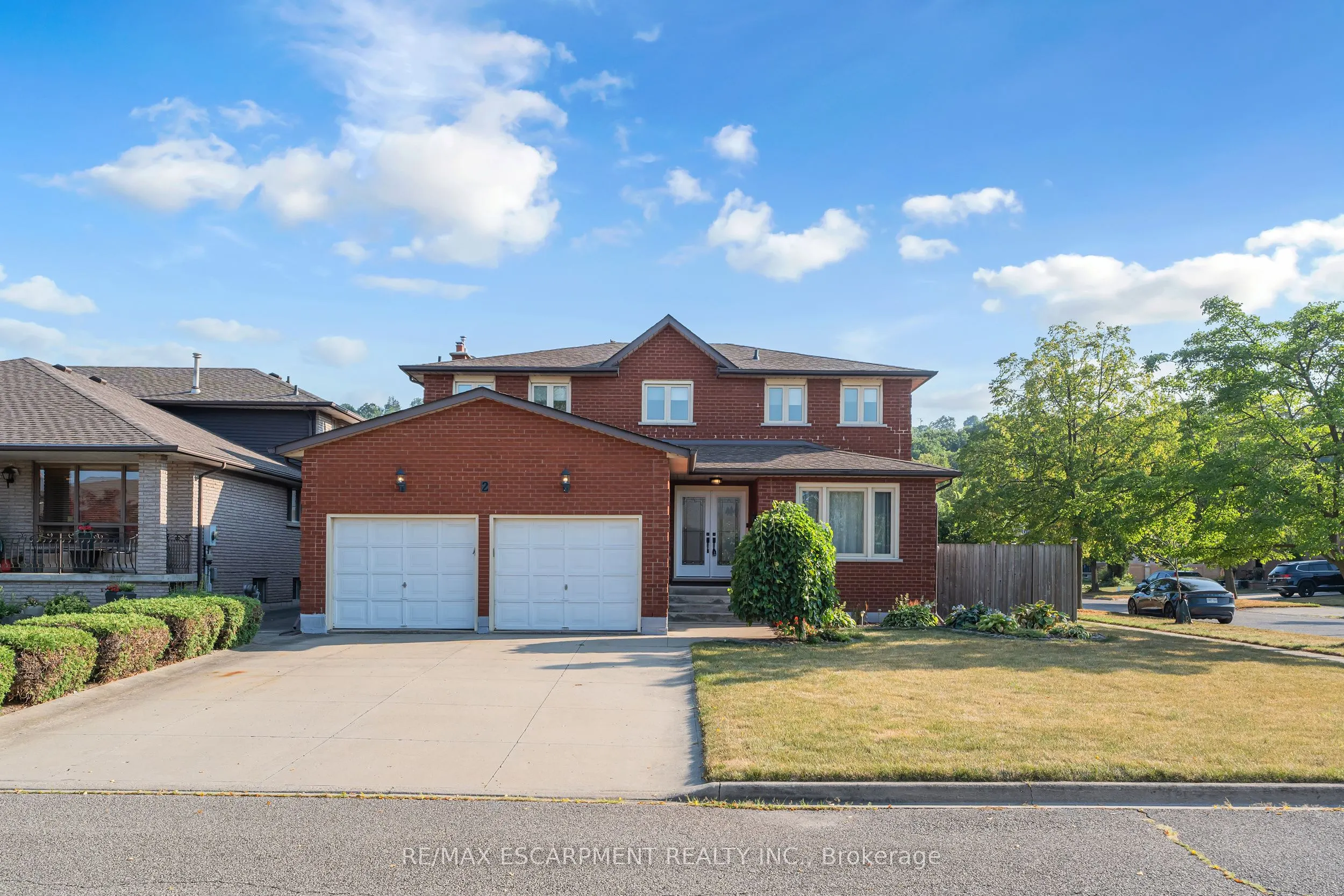 2 Vinehill Drive