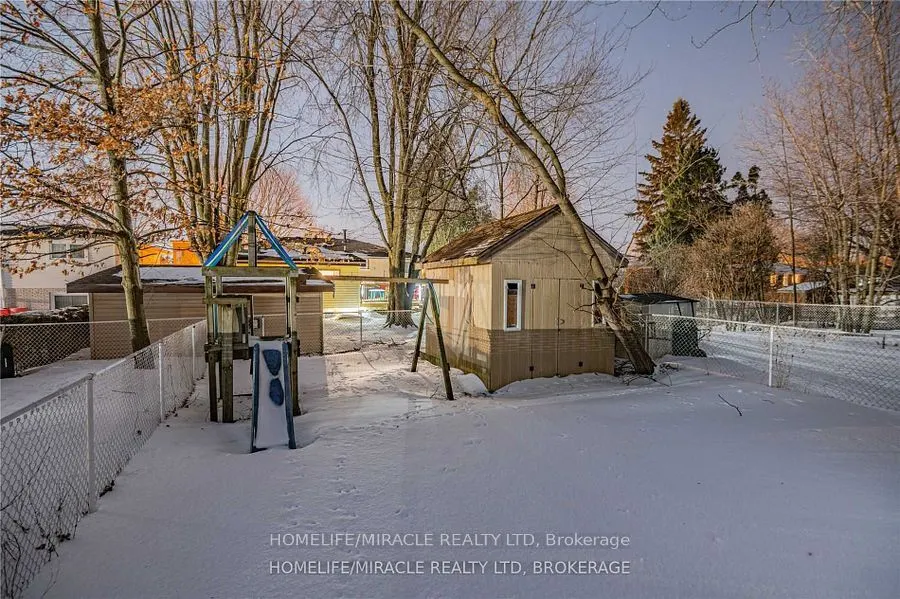 641A Silverbirch Road