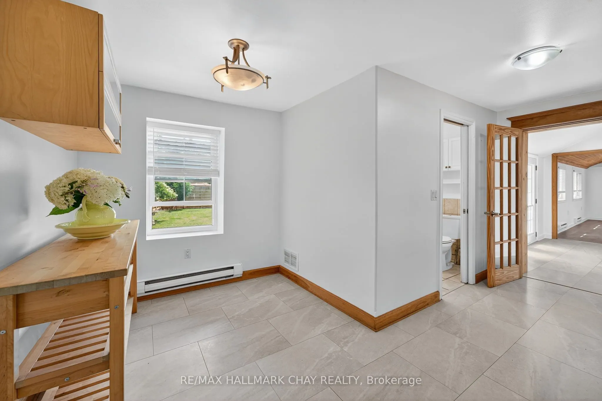 44 Pleasant Avenue S