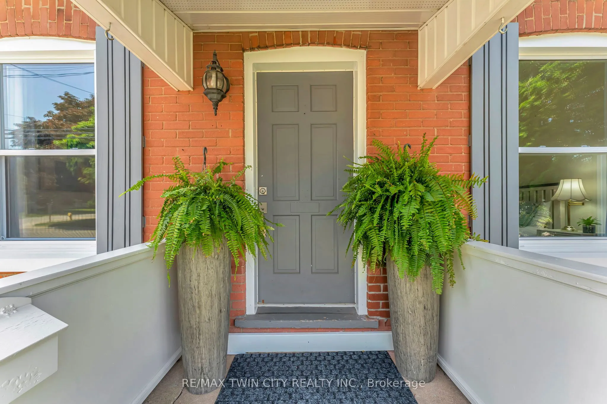 54 Burwell Street