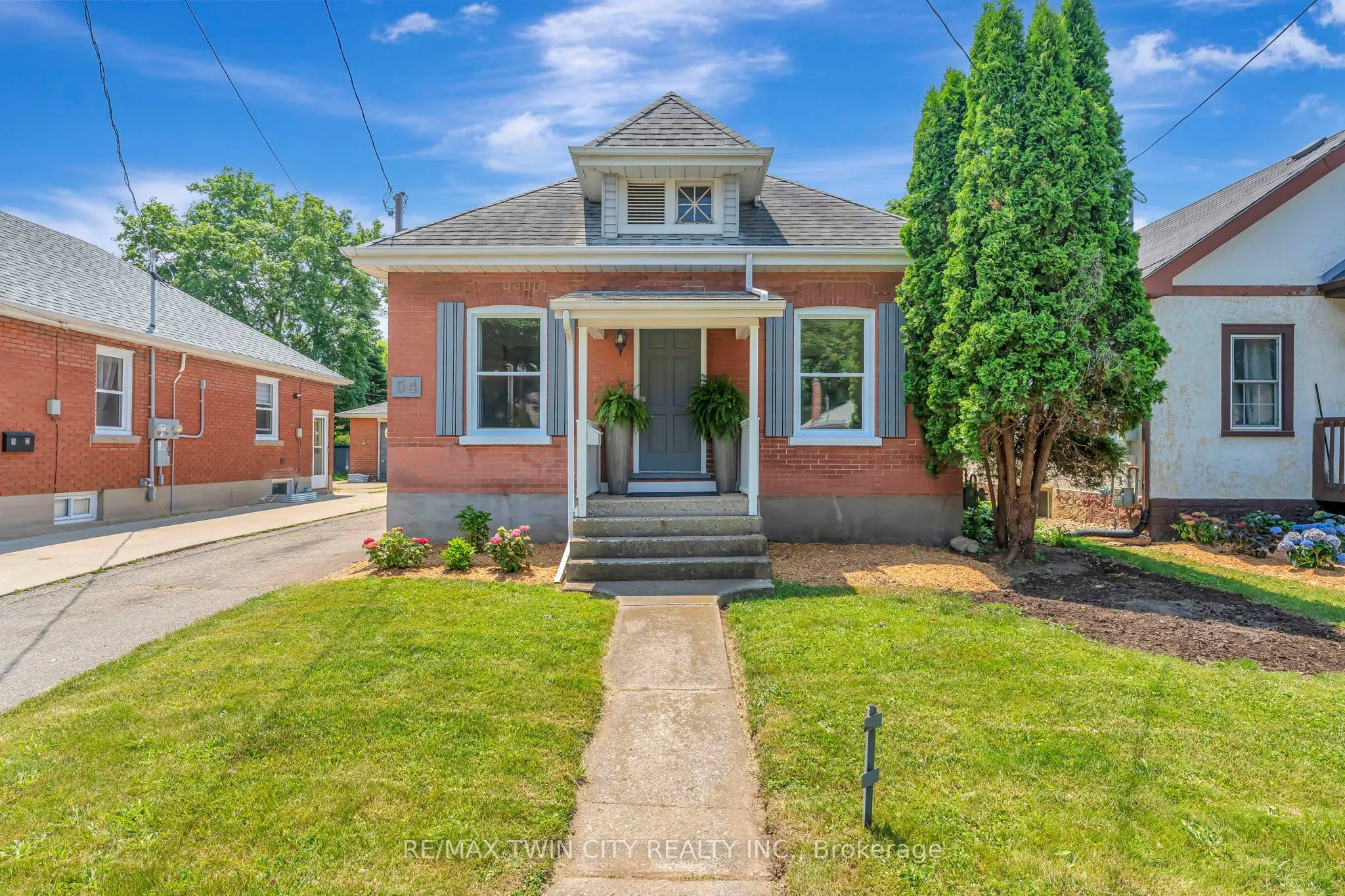 54 Burwell Street
