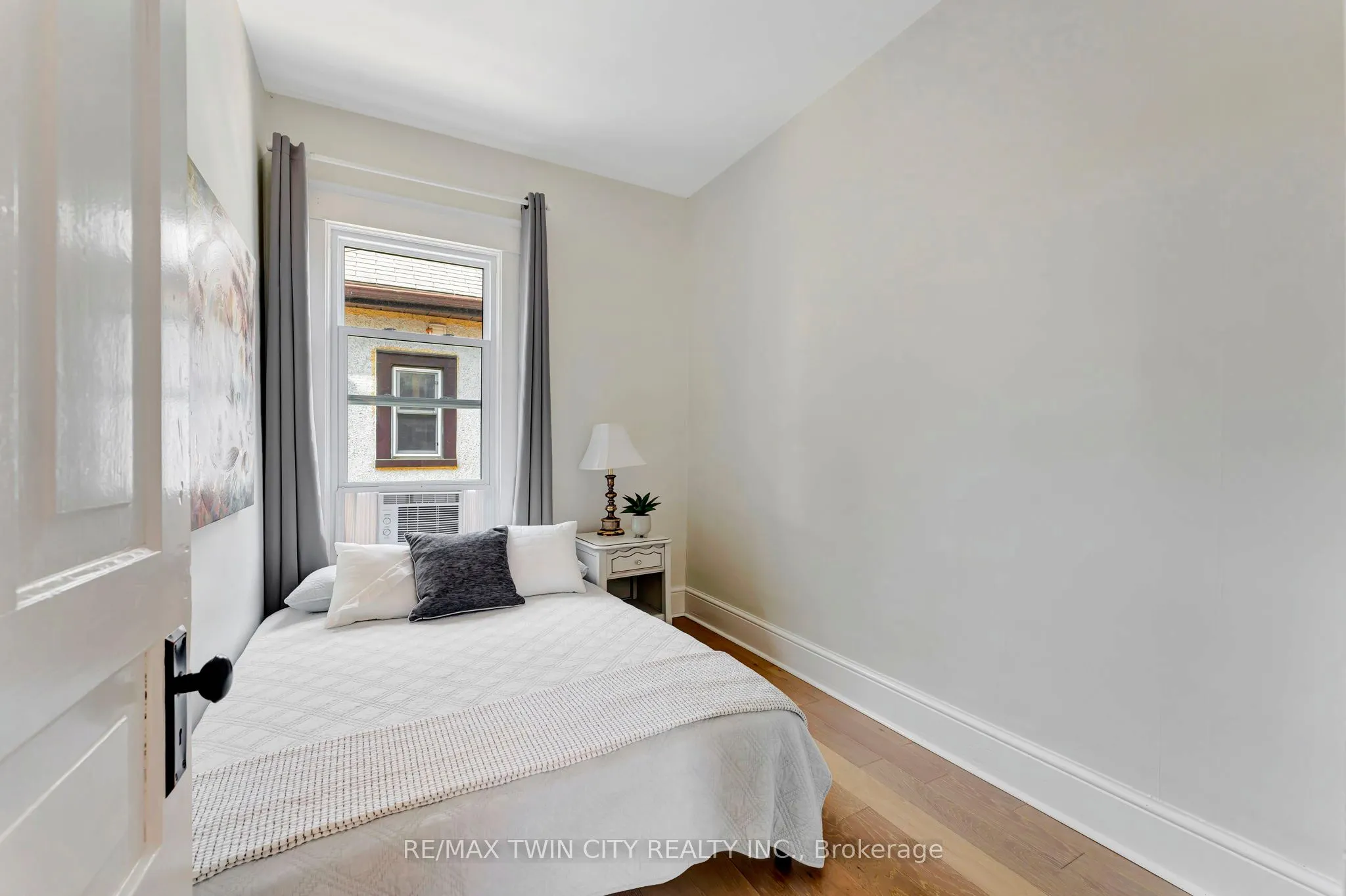 54 Burwell Street