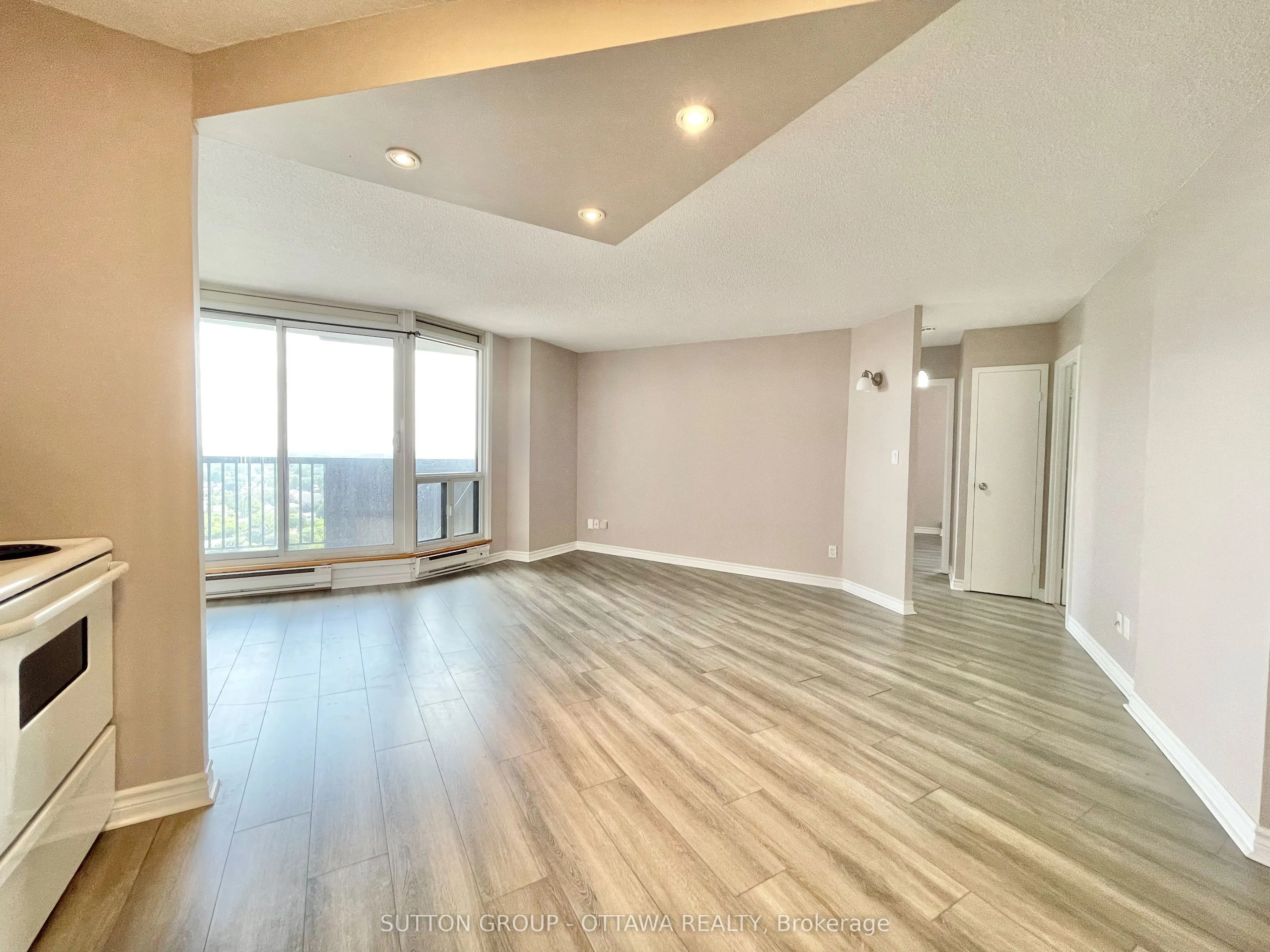 900 DYNES Road, #1908
