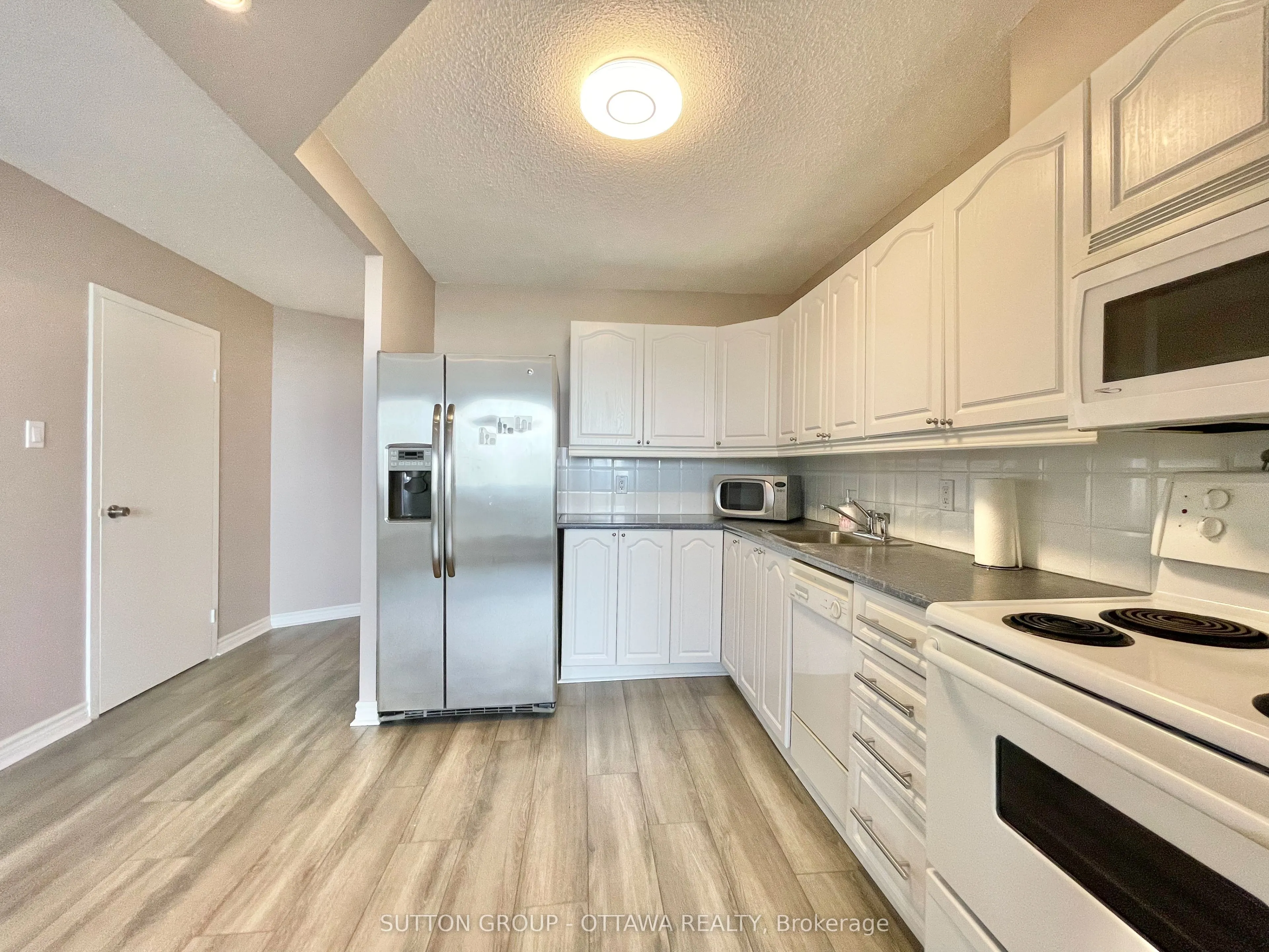 900 DYNES Road, #1908