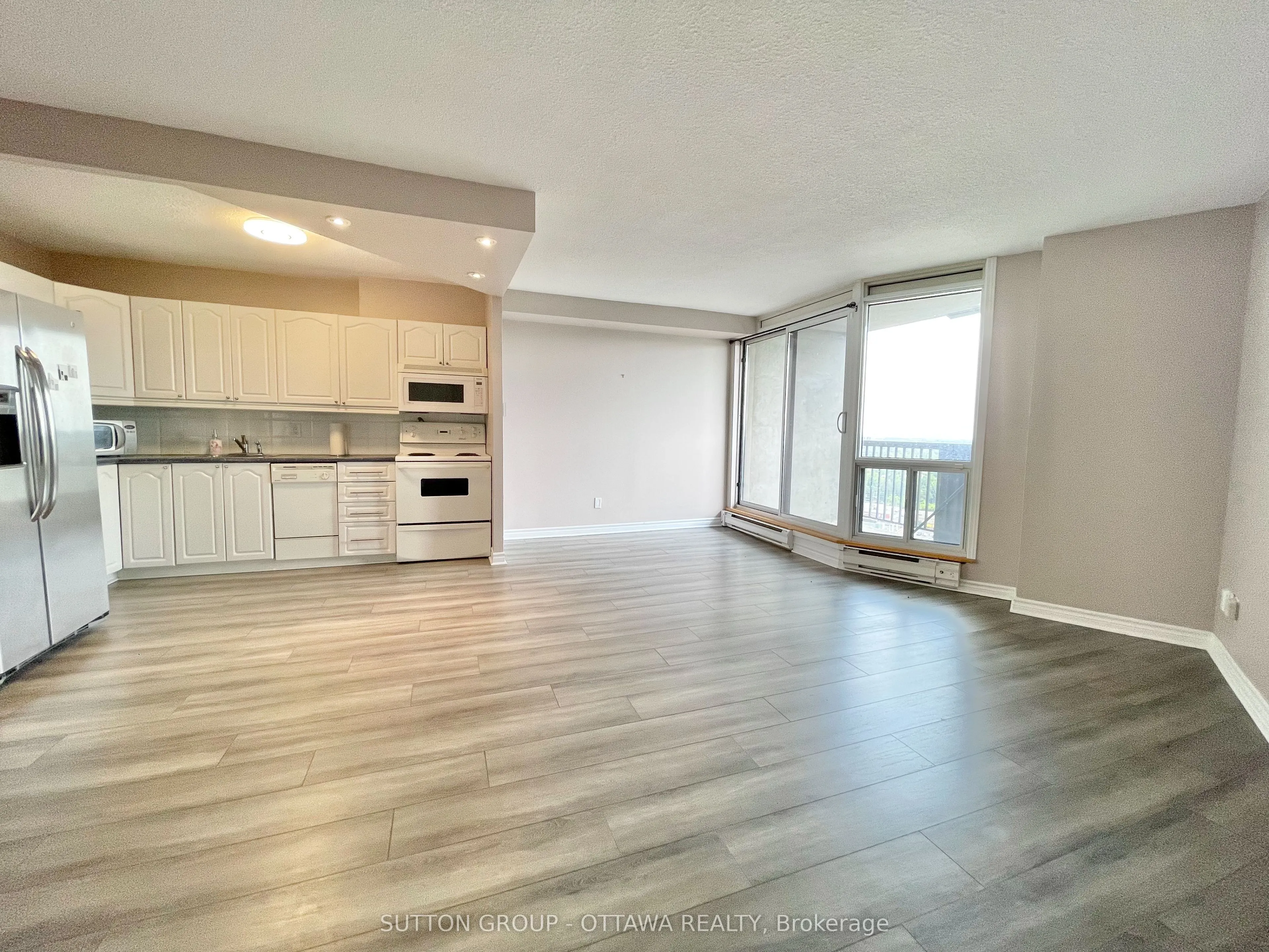 900 DYNES Road, #1908
