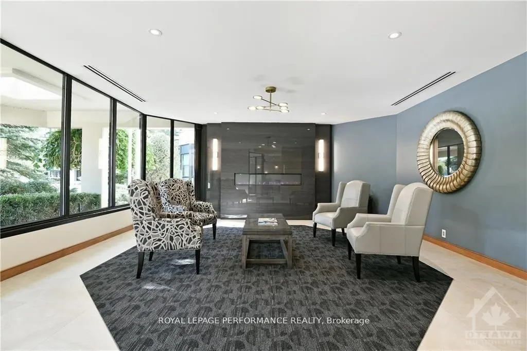 1500 Riverside Drive, #407