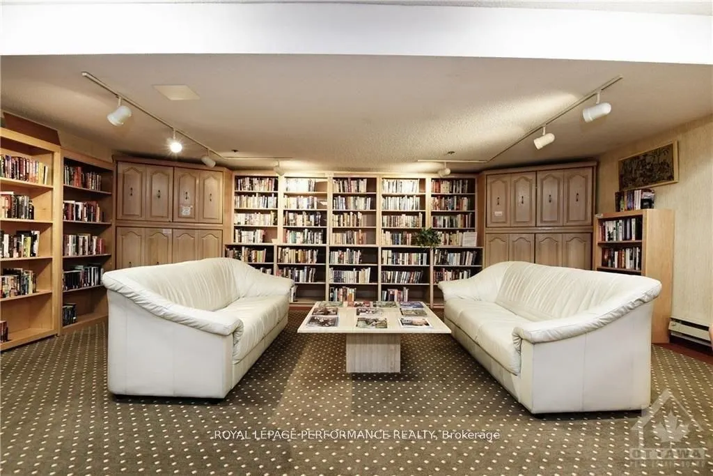 1500 Riverside Drive, #407