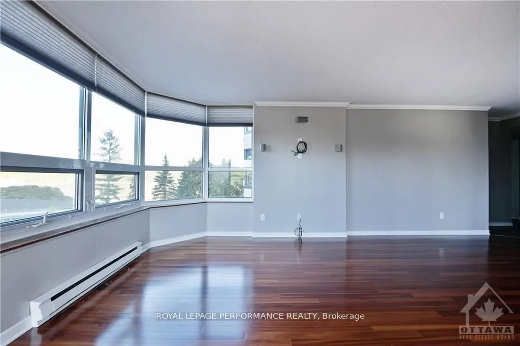 1500 Riverside Drive, #407