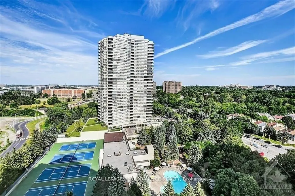 1500 Riverside Drive, #407