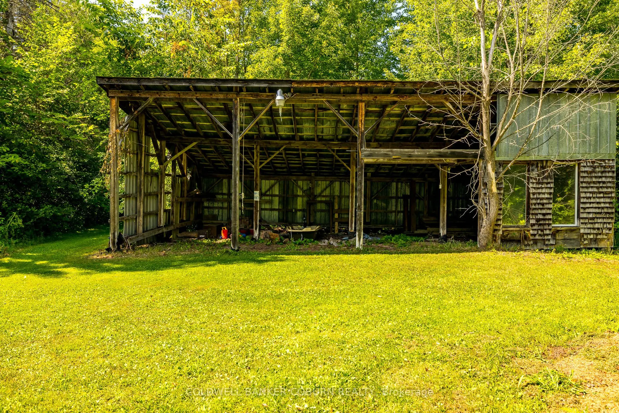 2482 Mcgee Side Road