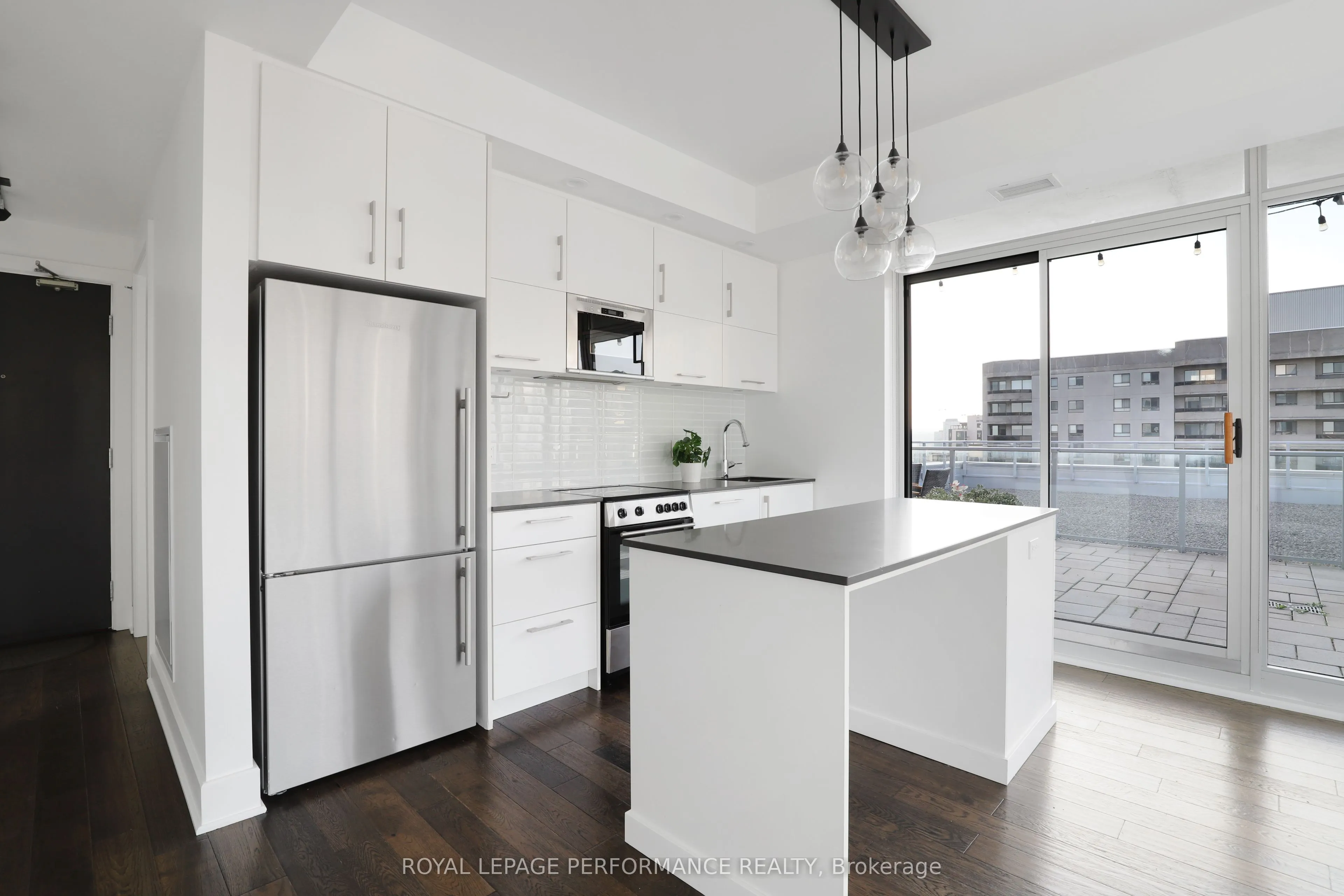255 Bay Street, #1603