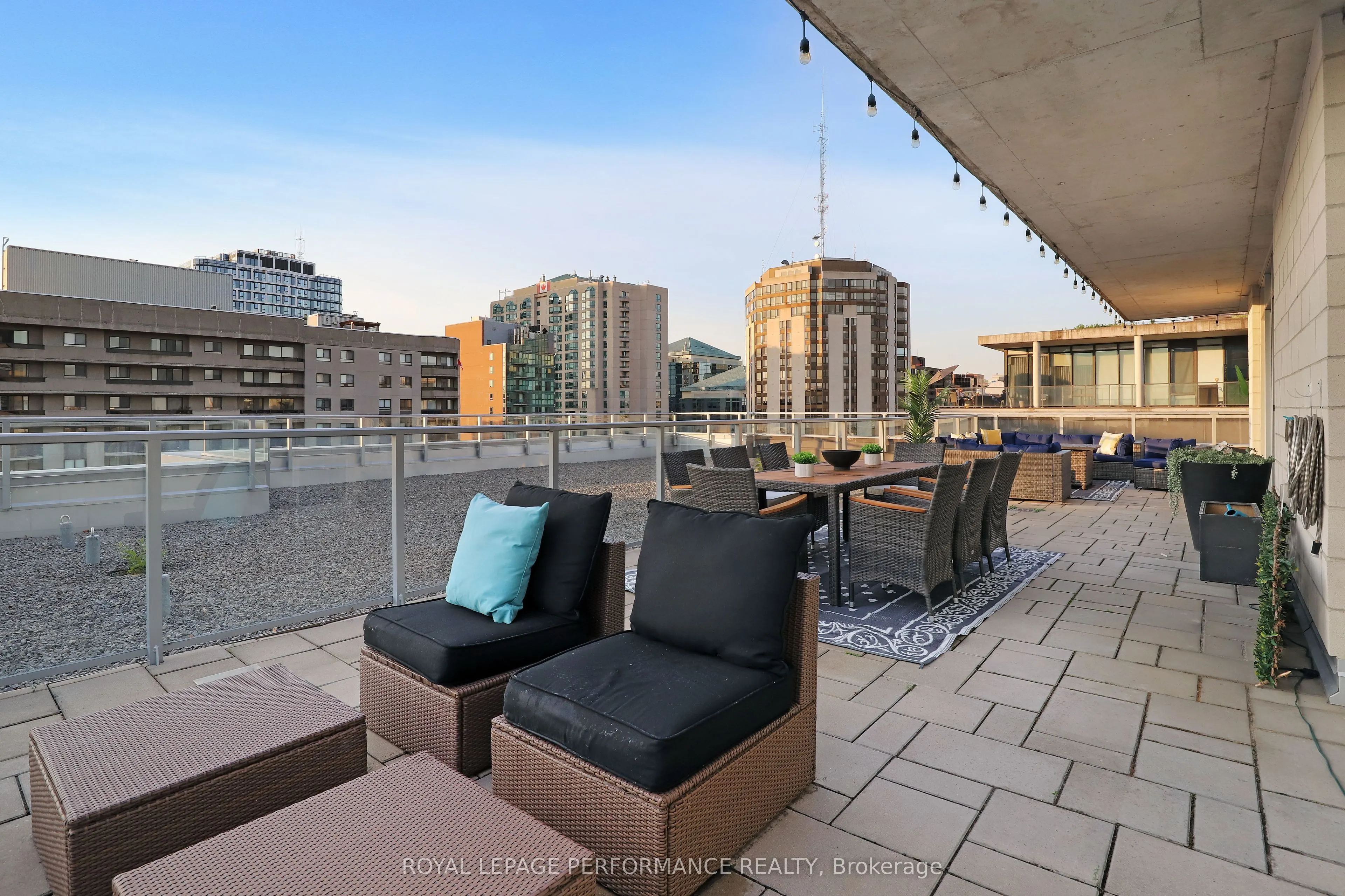255 Bay Street, #1603