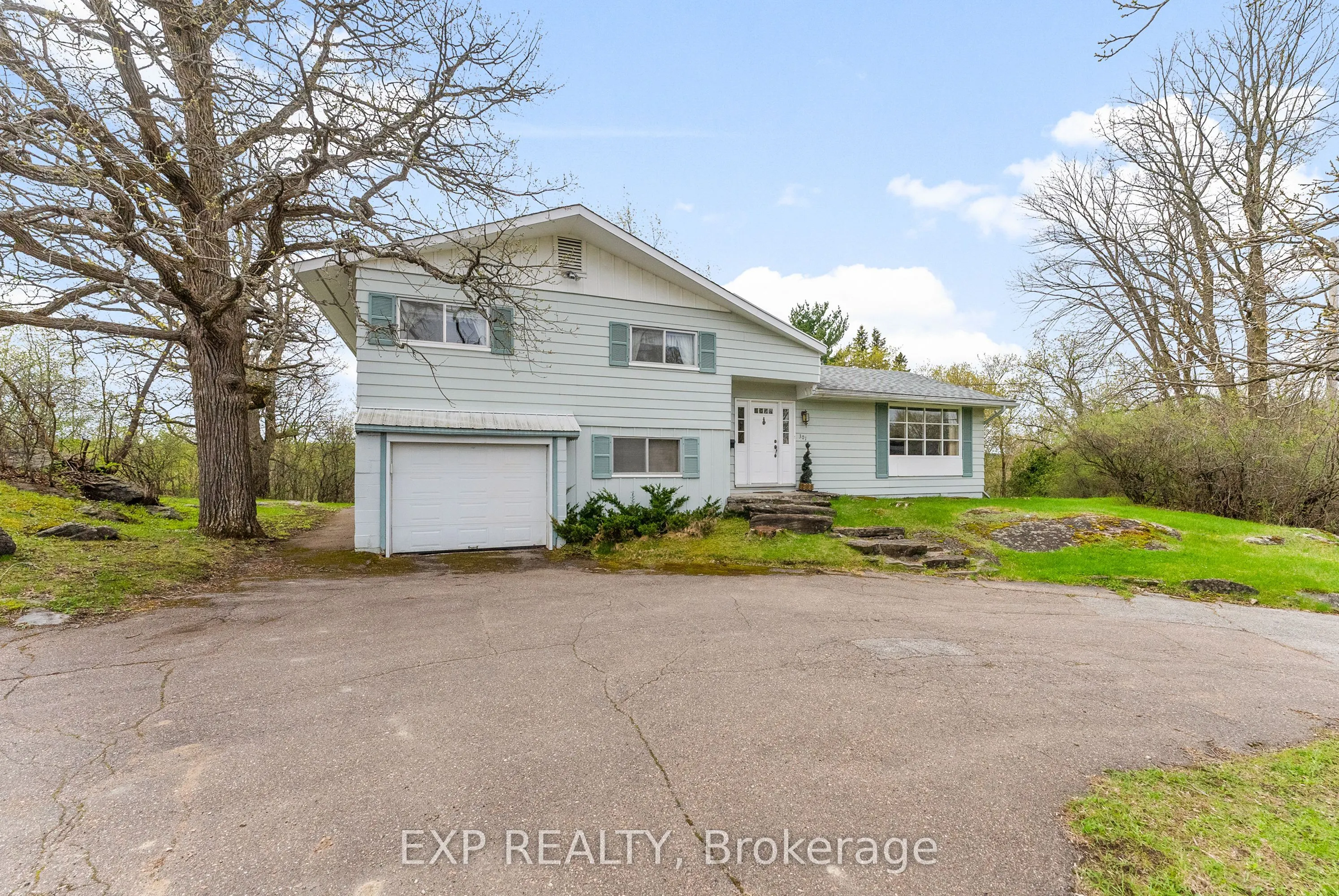 301 Opeongo Road