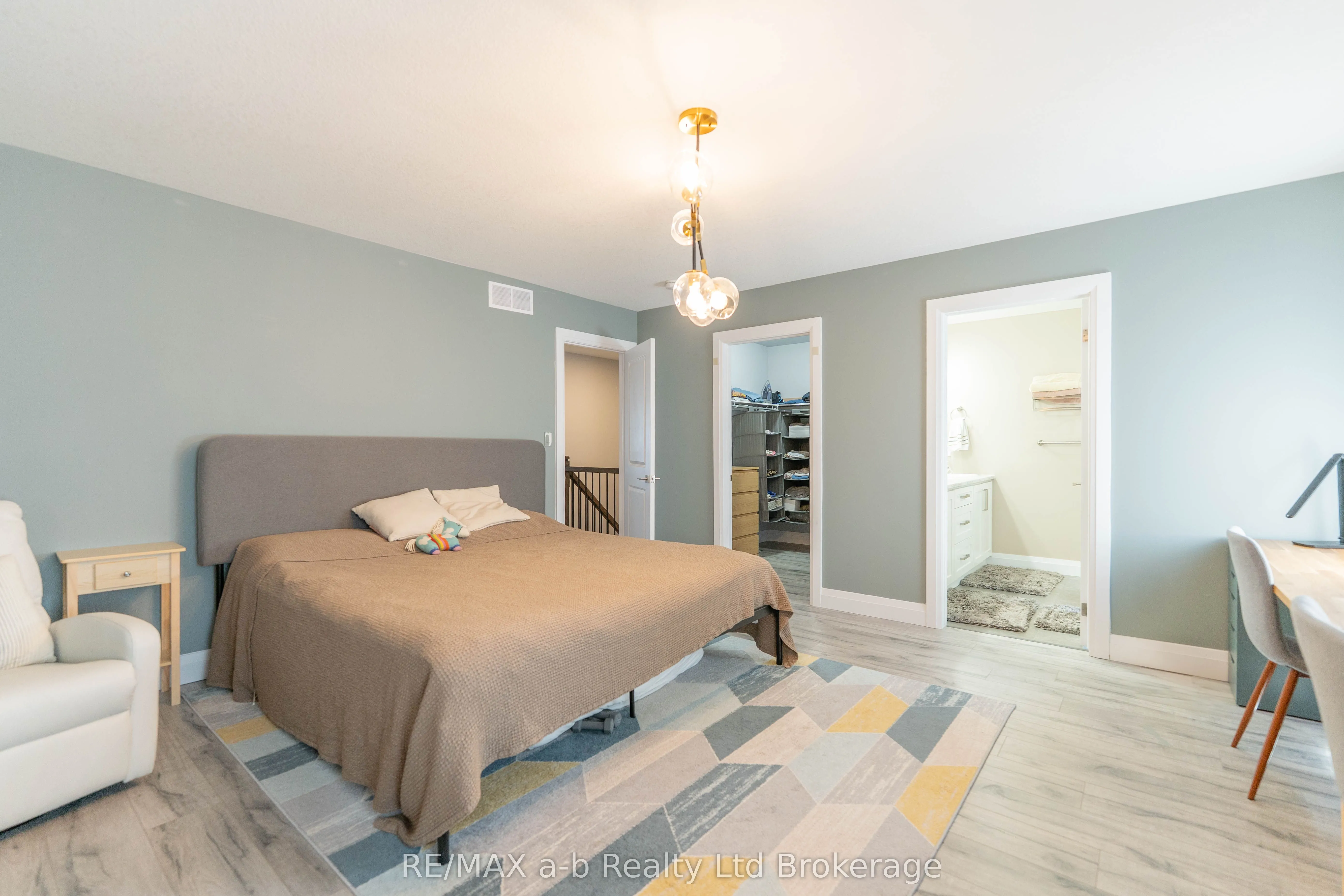 61 Vienna Road, #5
