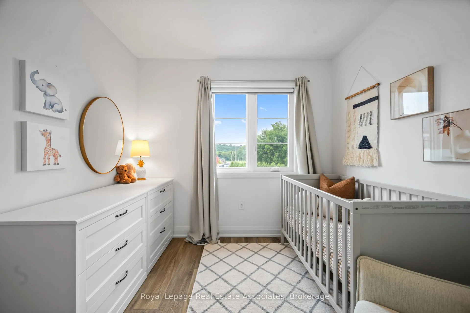 26 Steele Crescent, #24