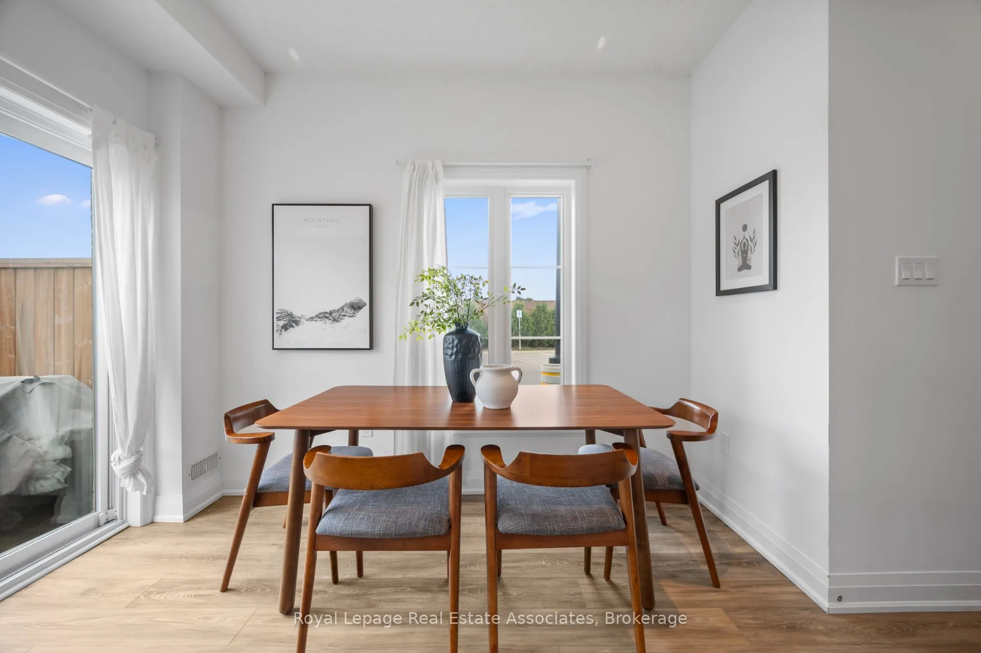 26 Steele Crescent, #24