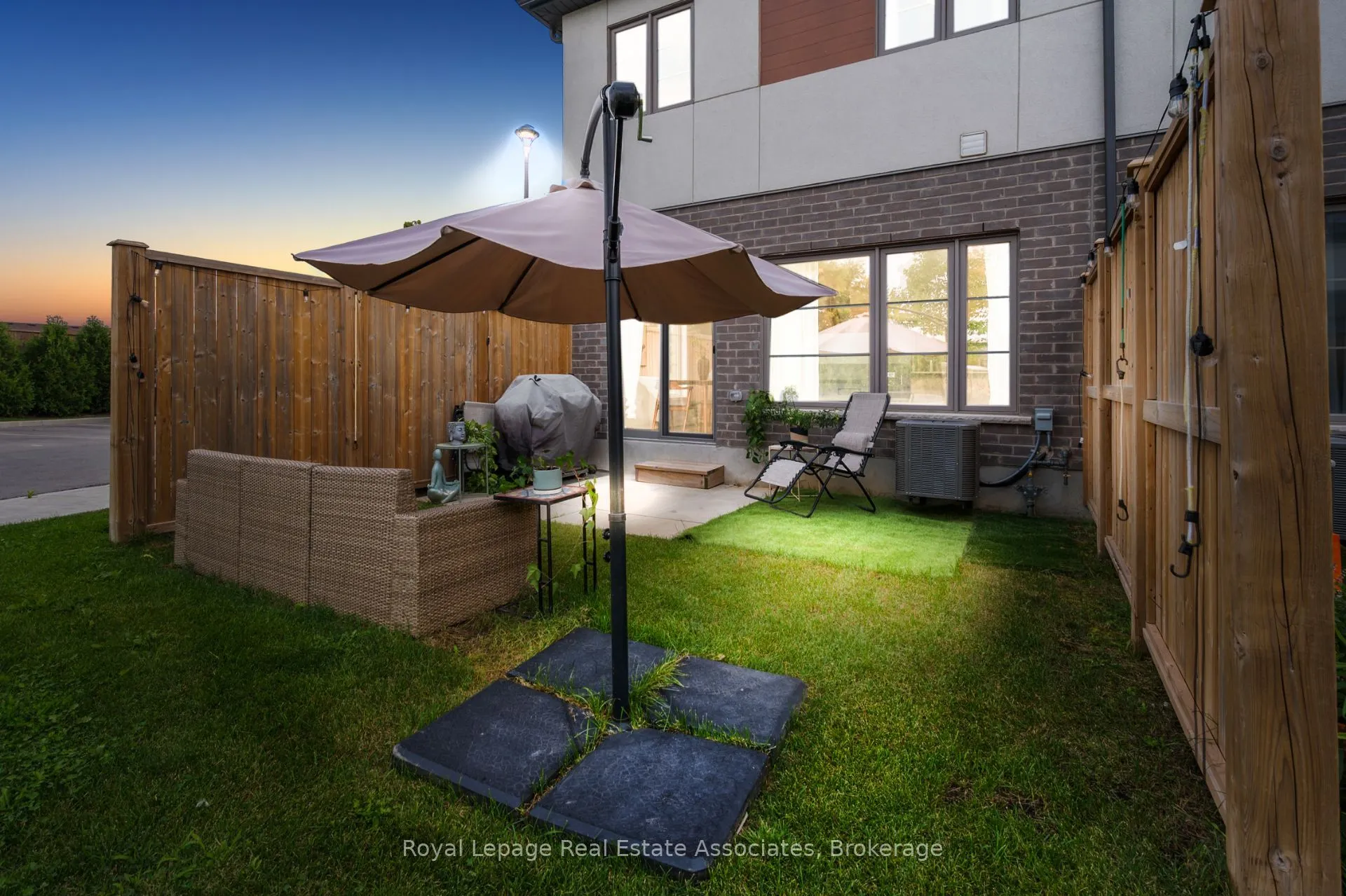 26 Steele Crescent, #24