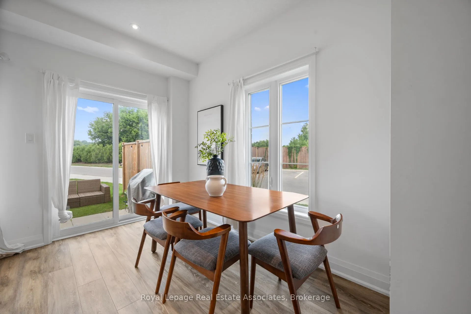 26 Steele Crescent, #24