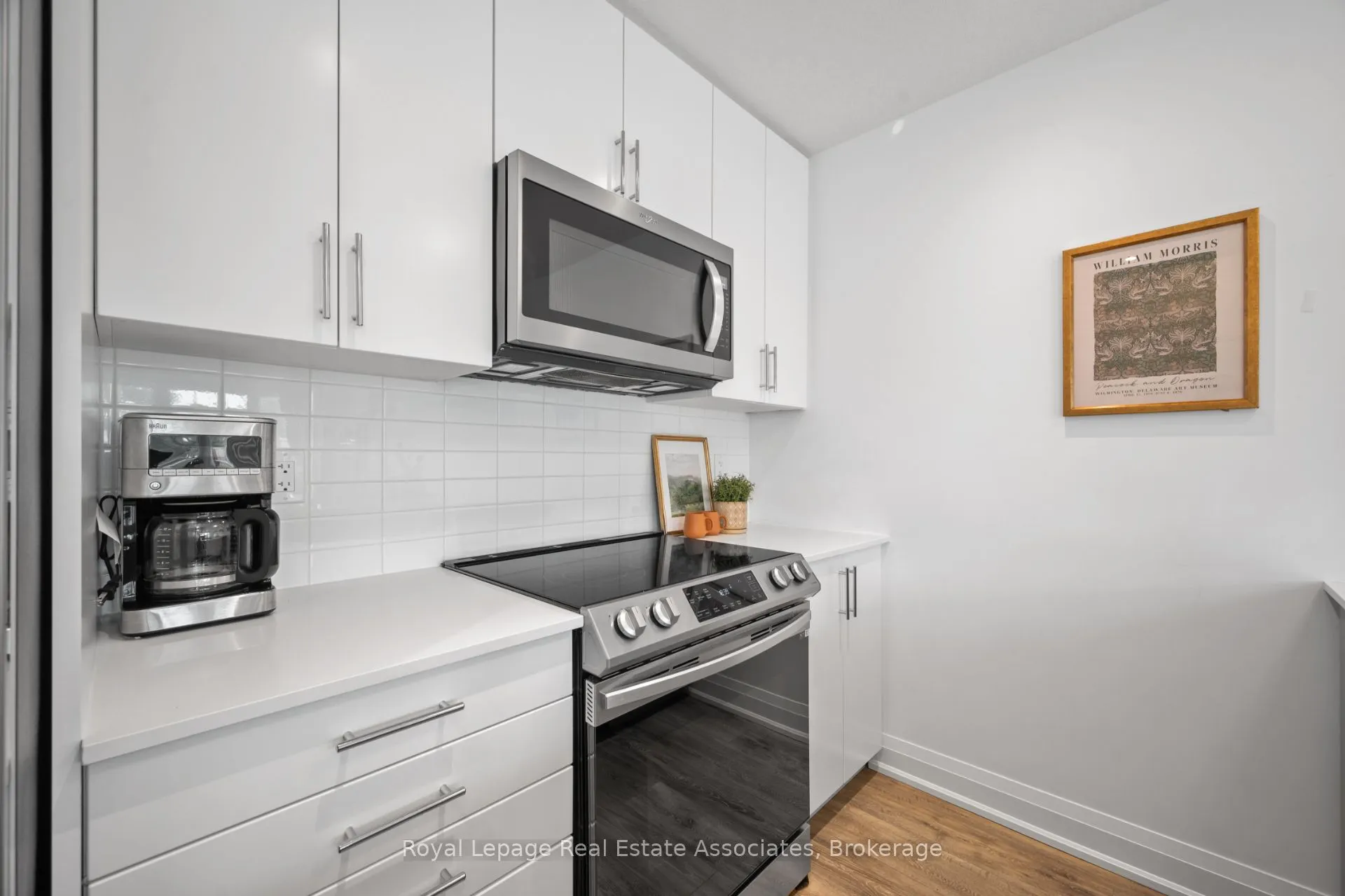 26 Steele Crescent, #24