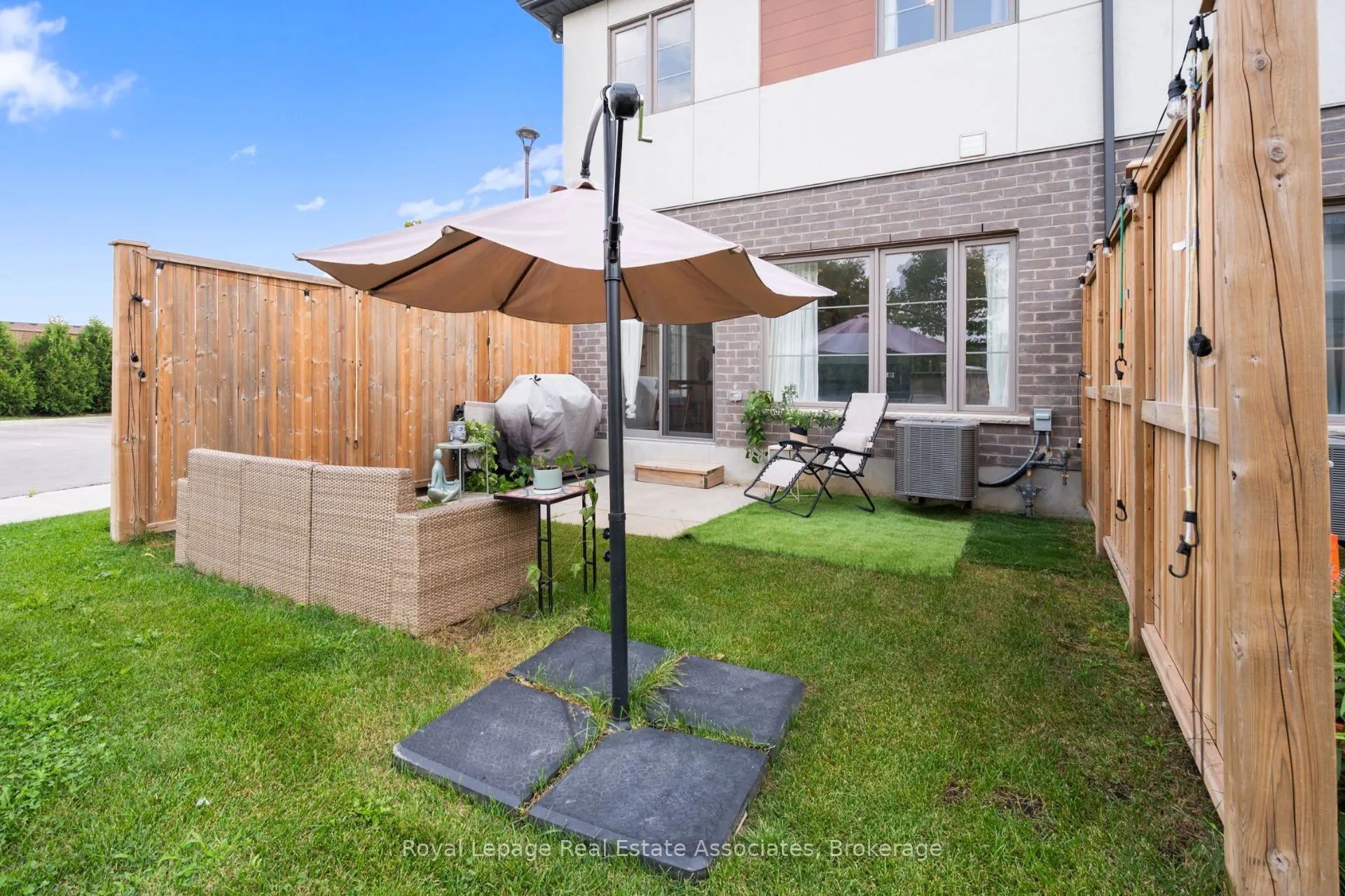 26 Steele Crescent, #24