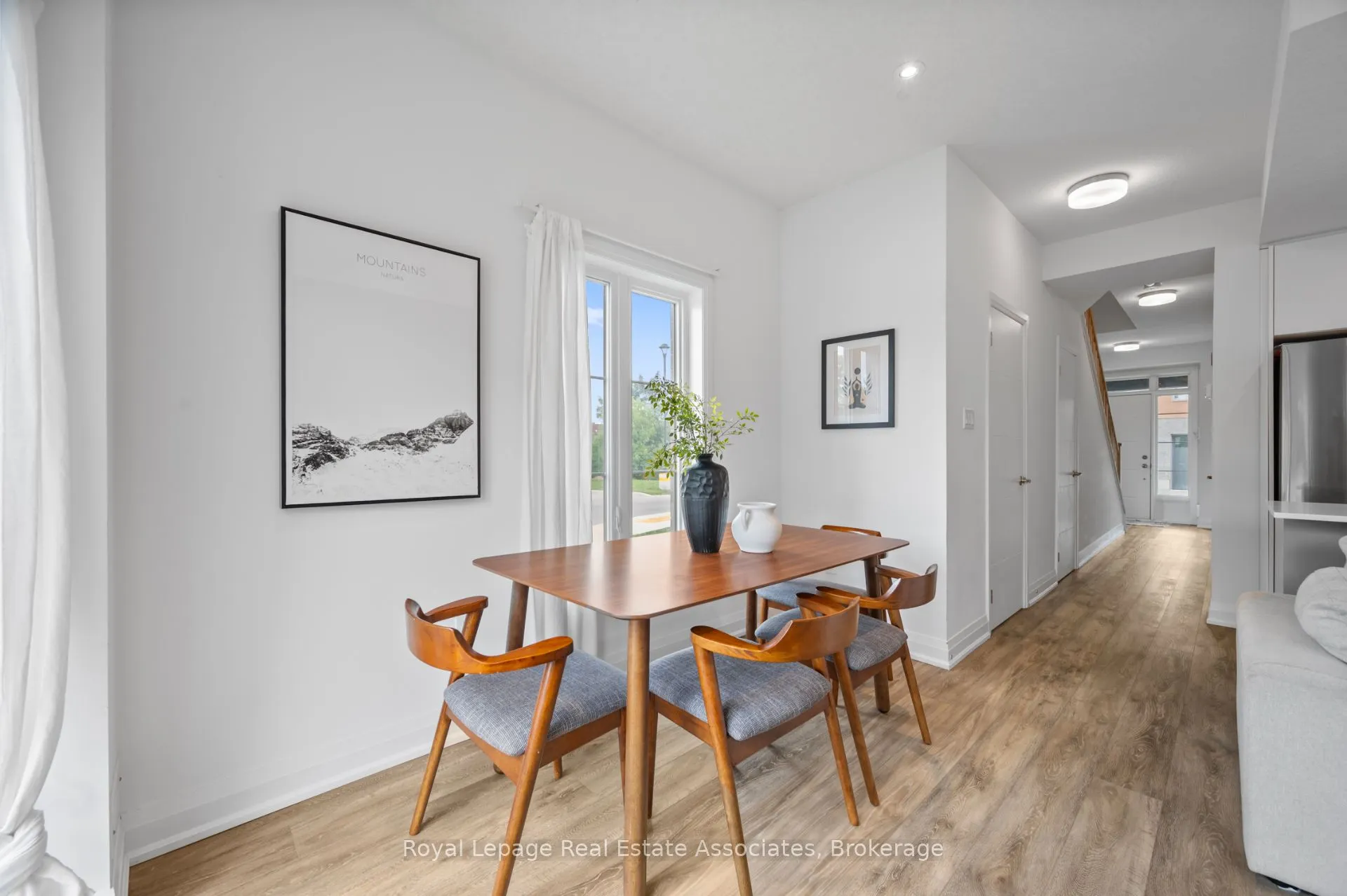 26 Steele Crescent, #24