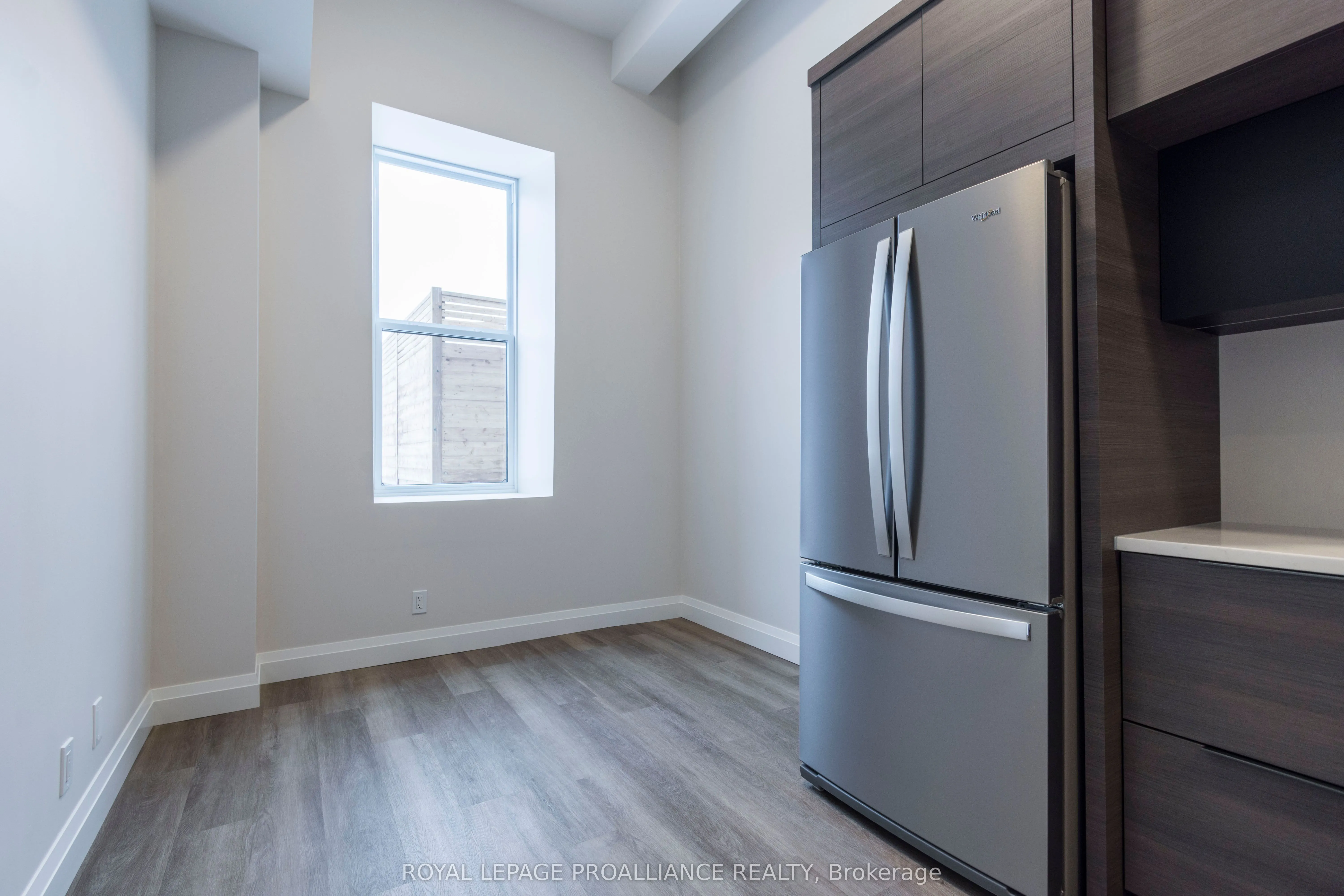 261 Front Street, #1