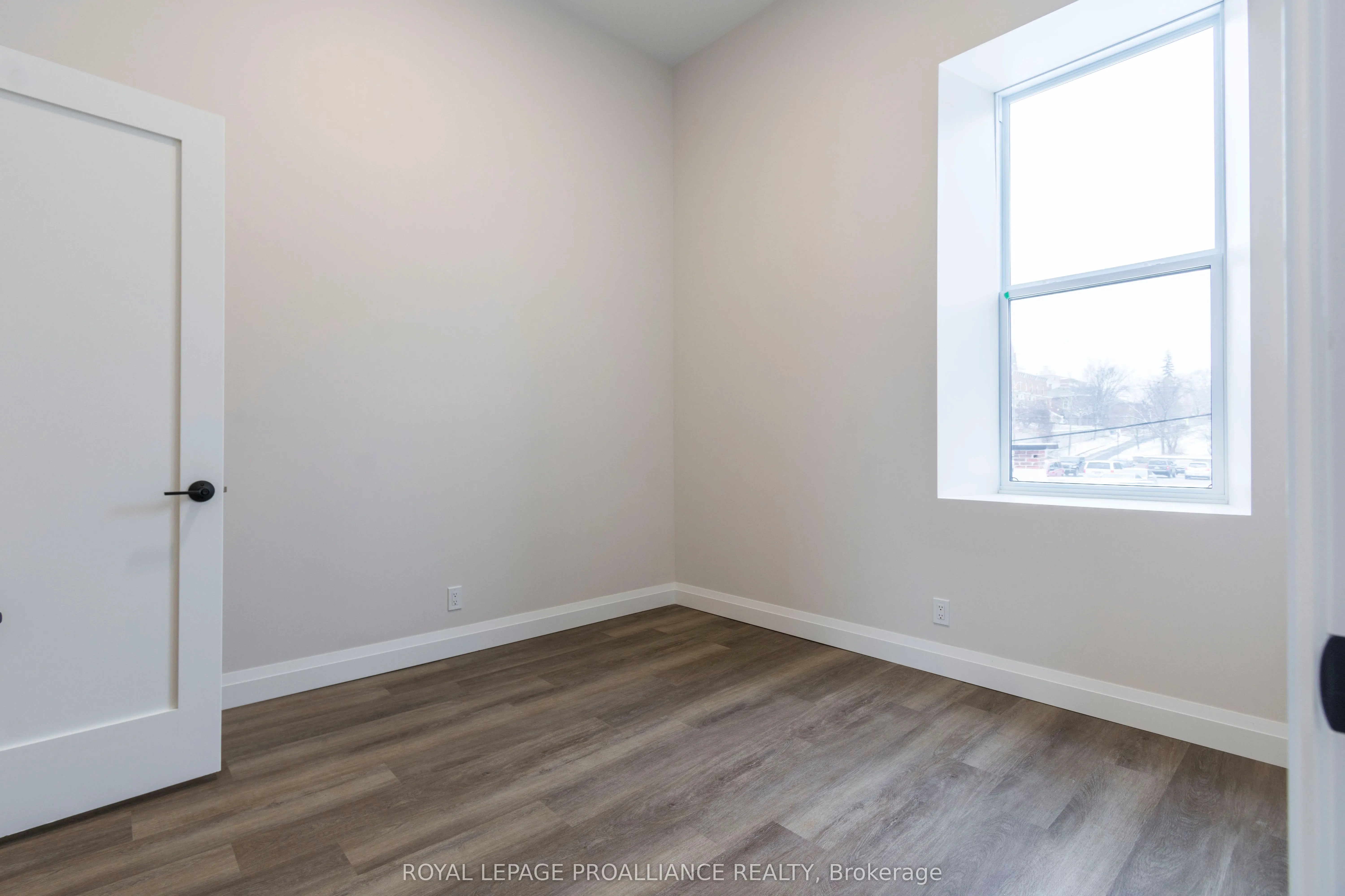 261 Front Street, #1