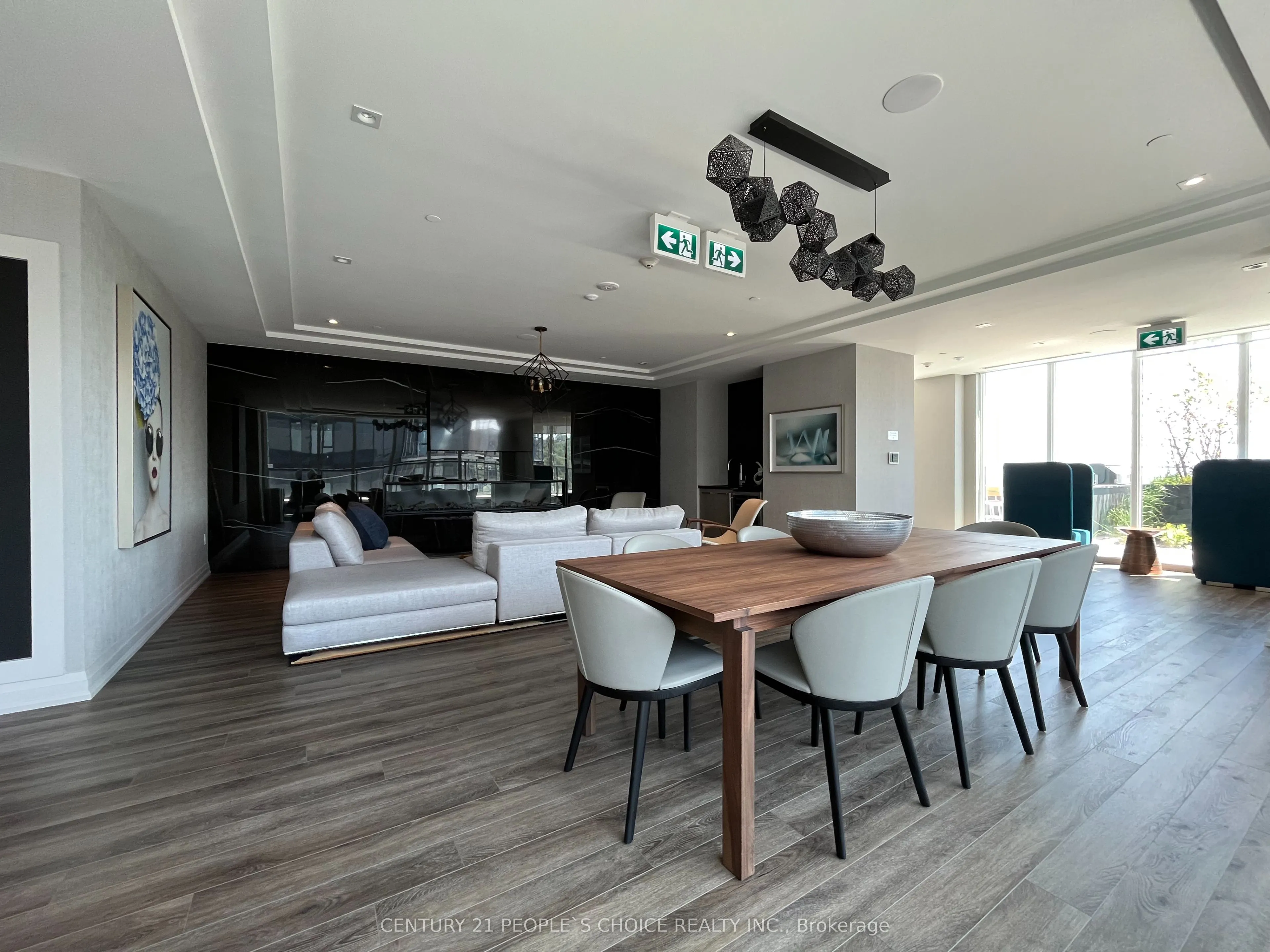 212 King William Street, #1323