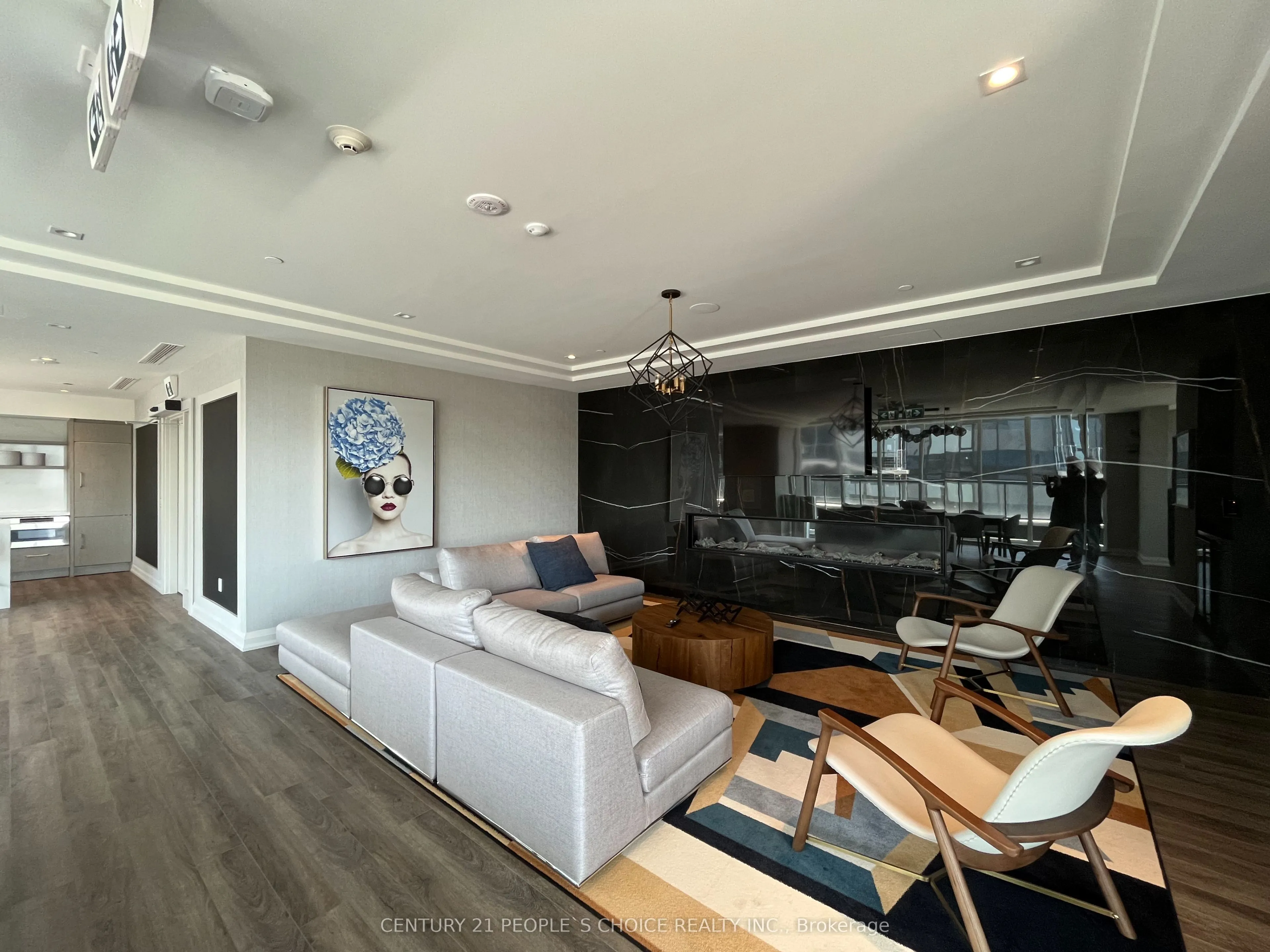 212 King William Street, #1323