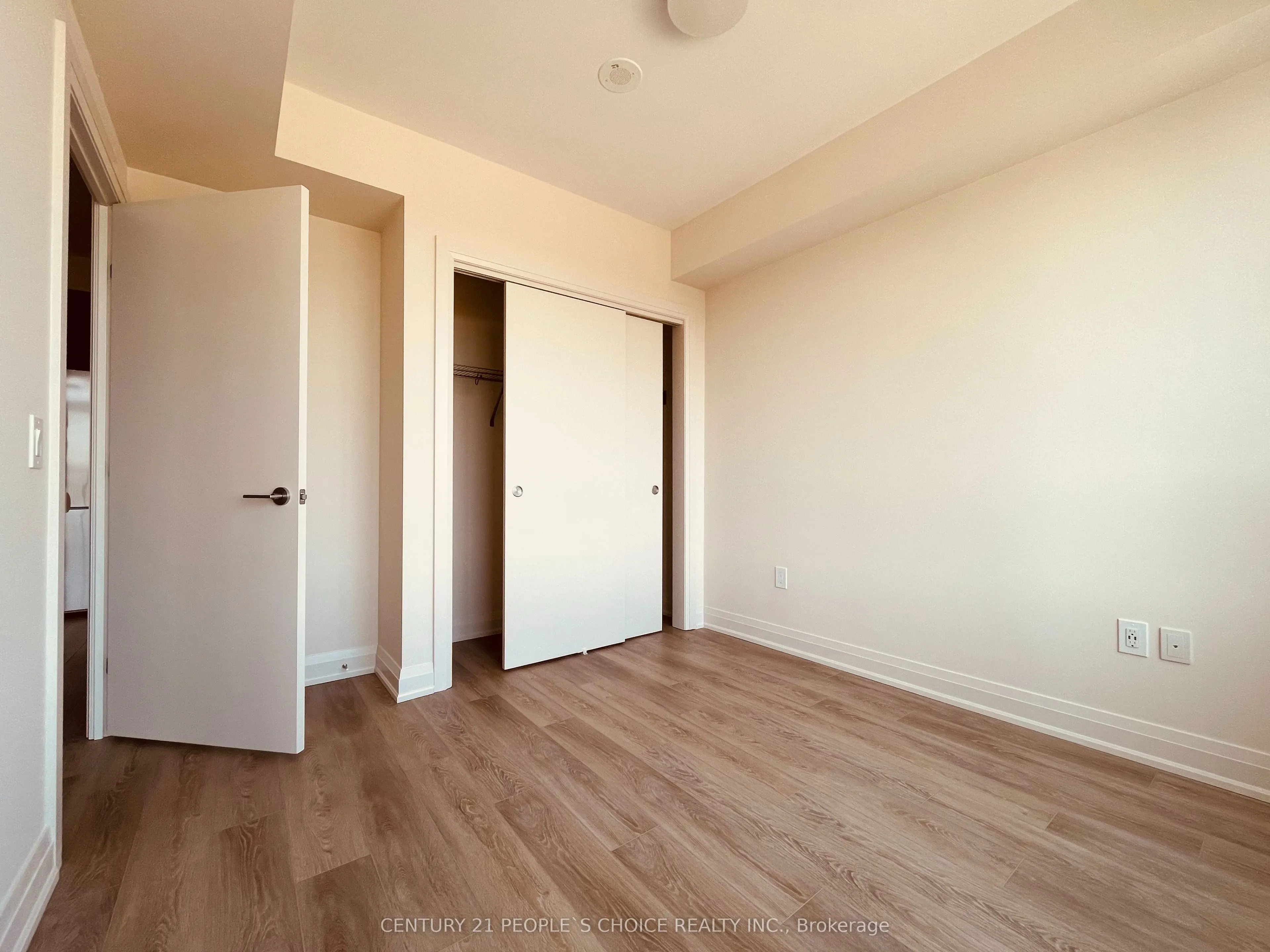 212 King William Street, #1323