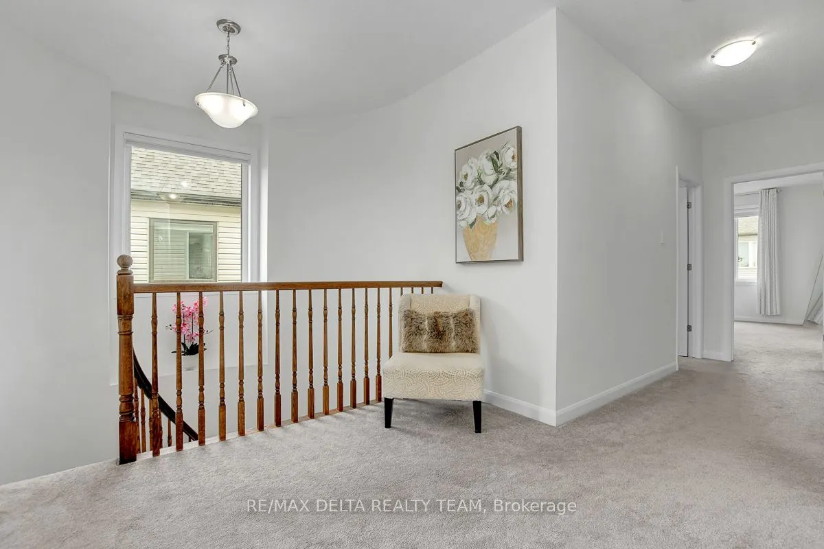 370 Aquaview Drive