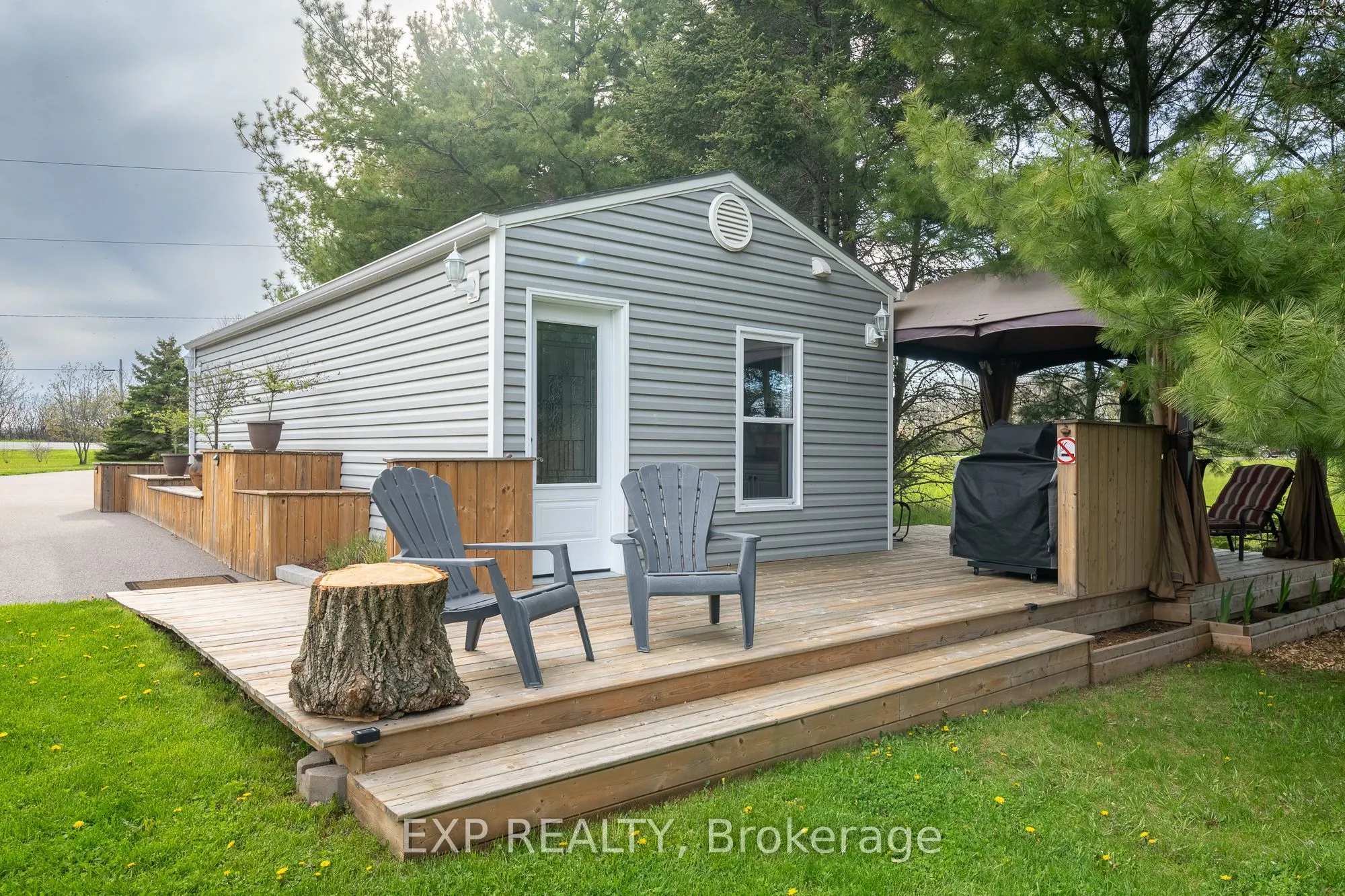 17682 Loyalist Parkway