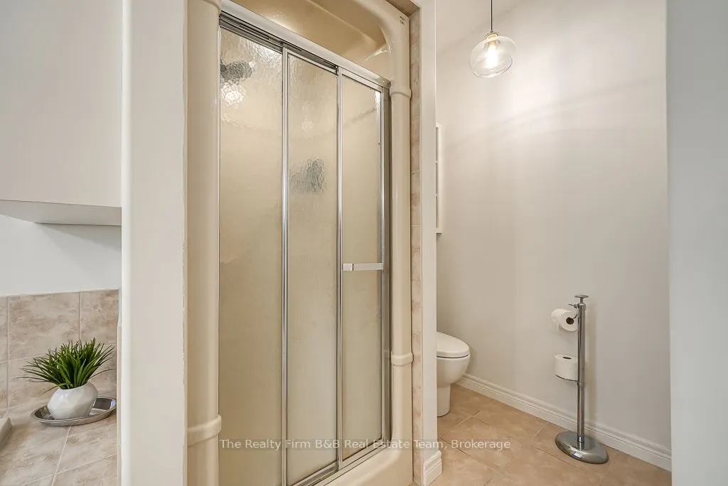 428 Lakeview Drive