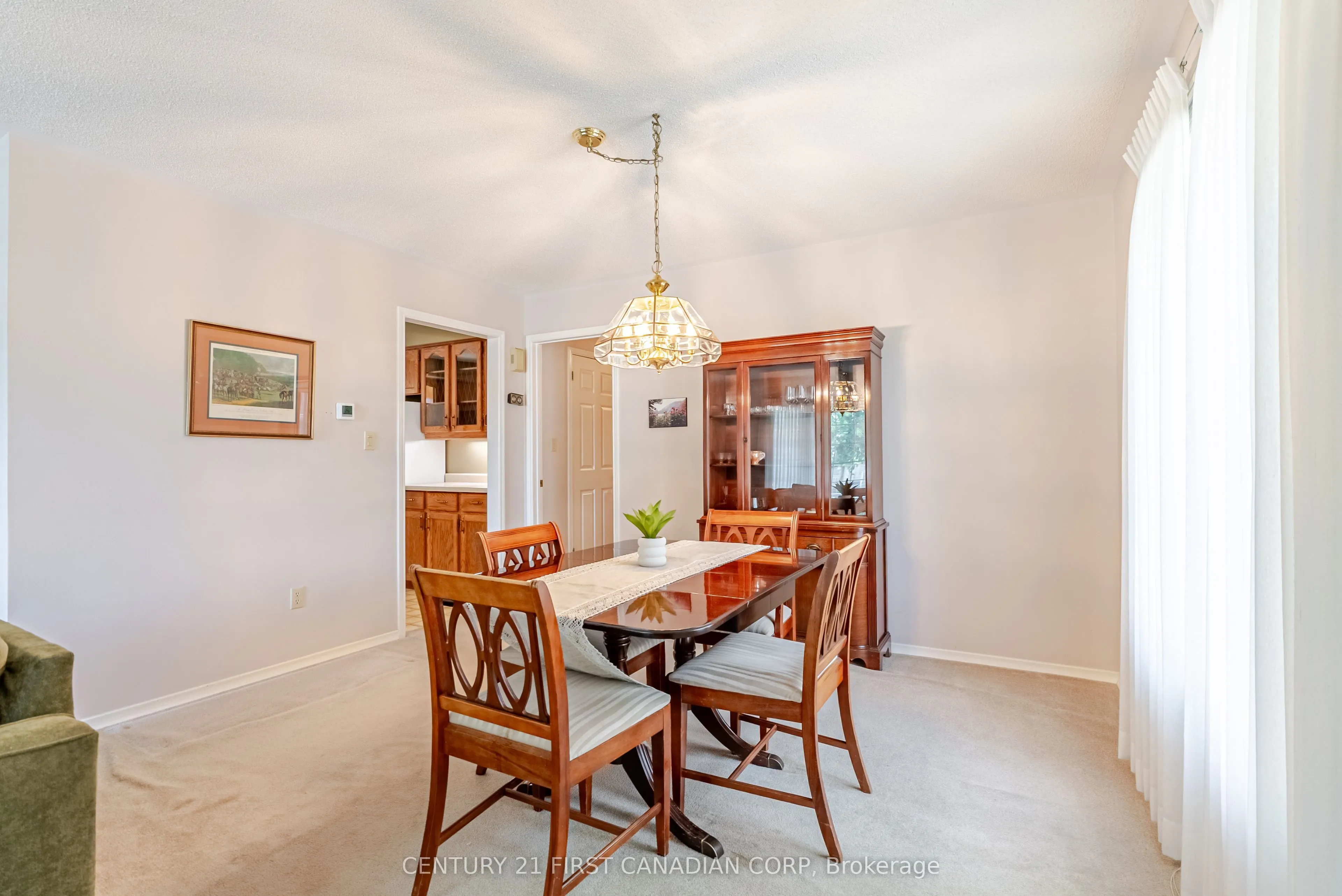 19 Farmington Drive