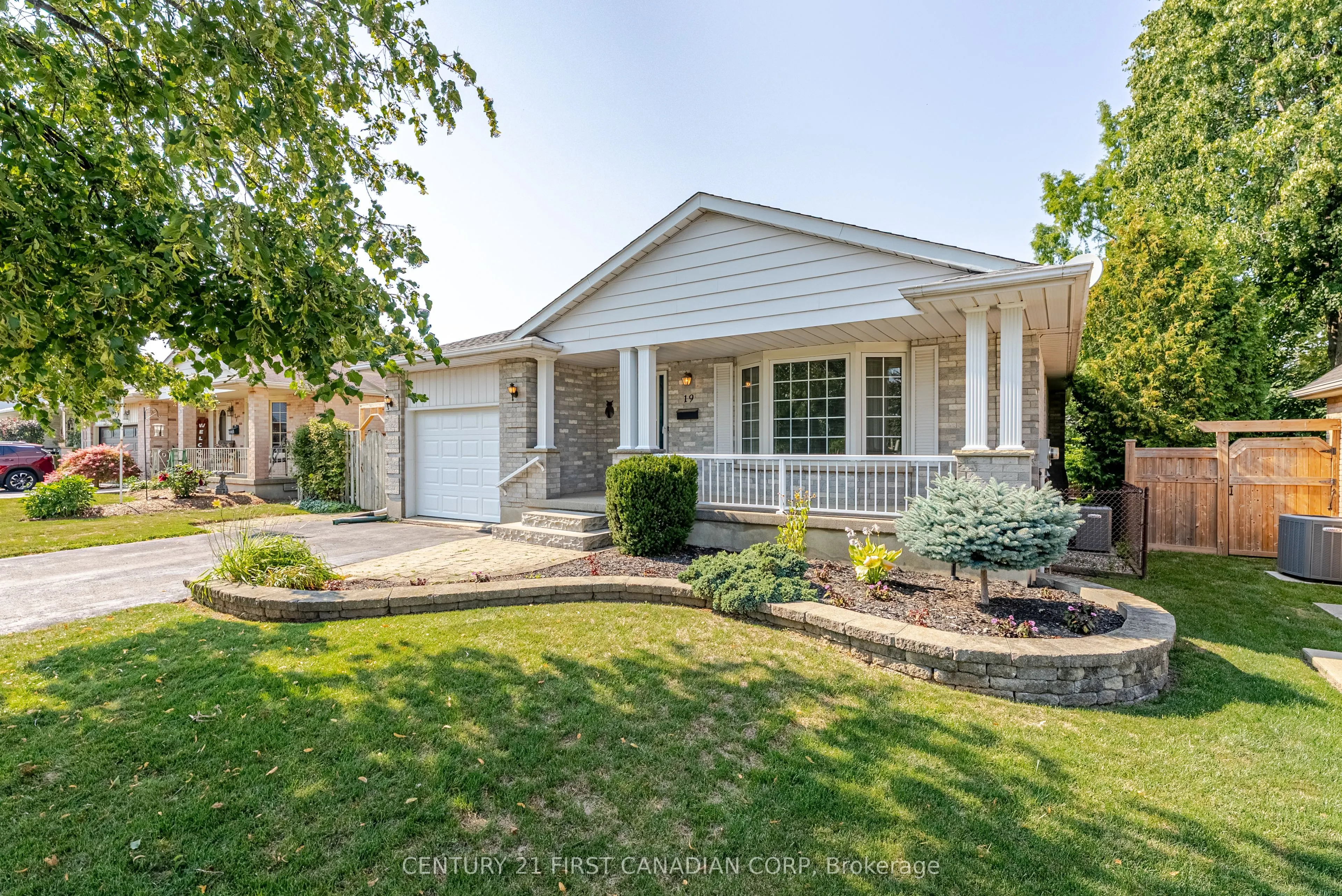 19 Farmington Drive