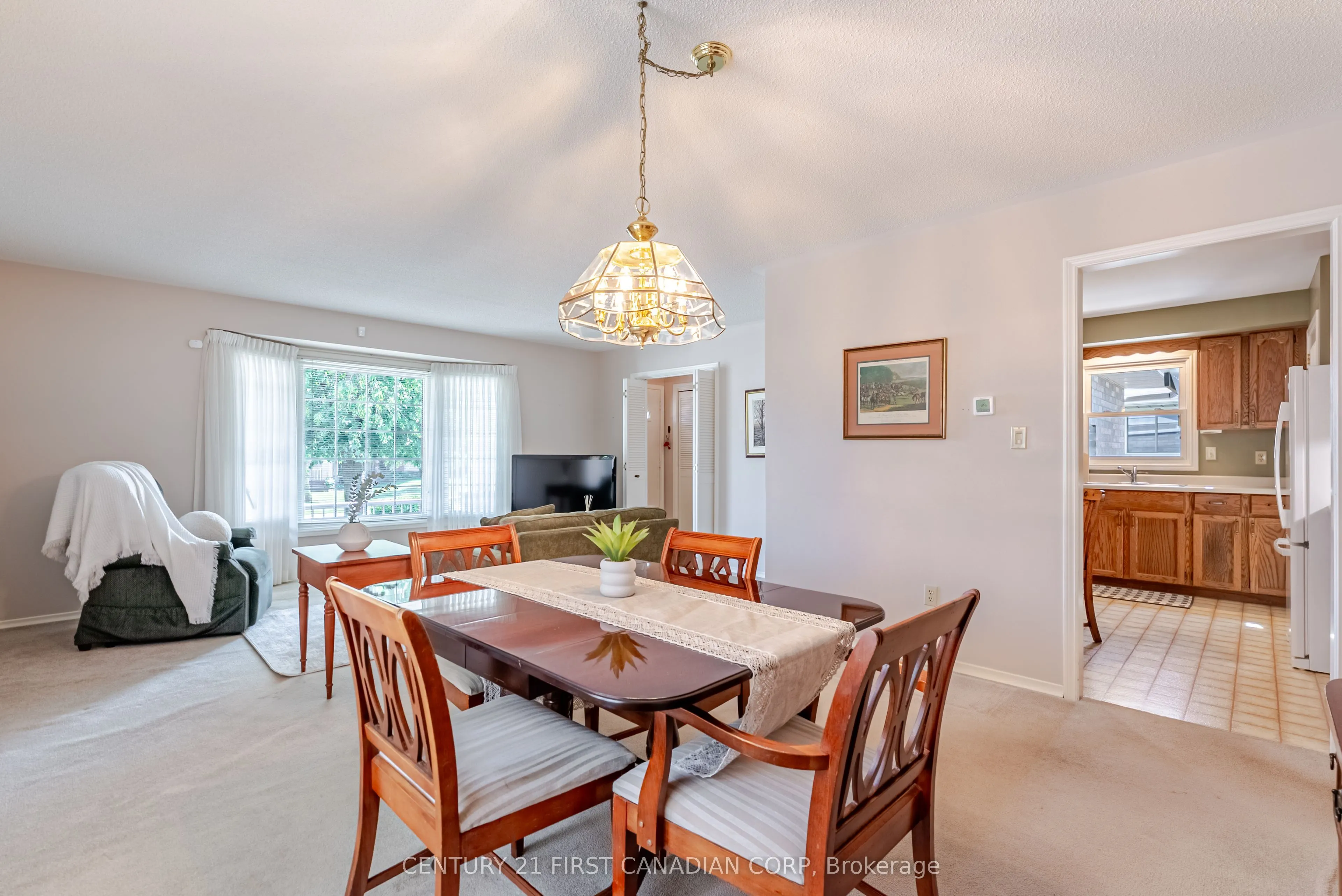 19 Farmington Drive
