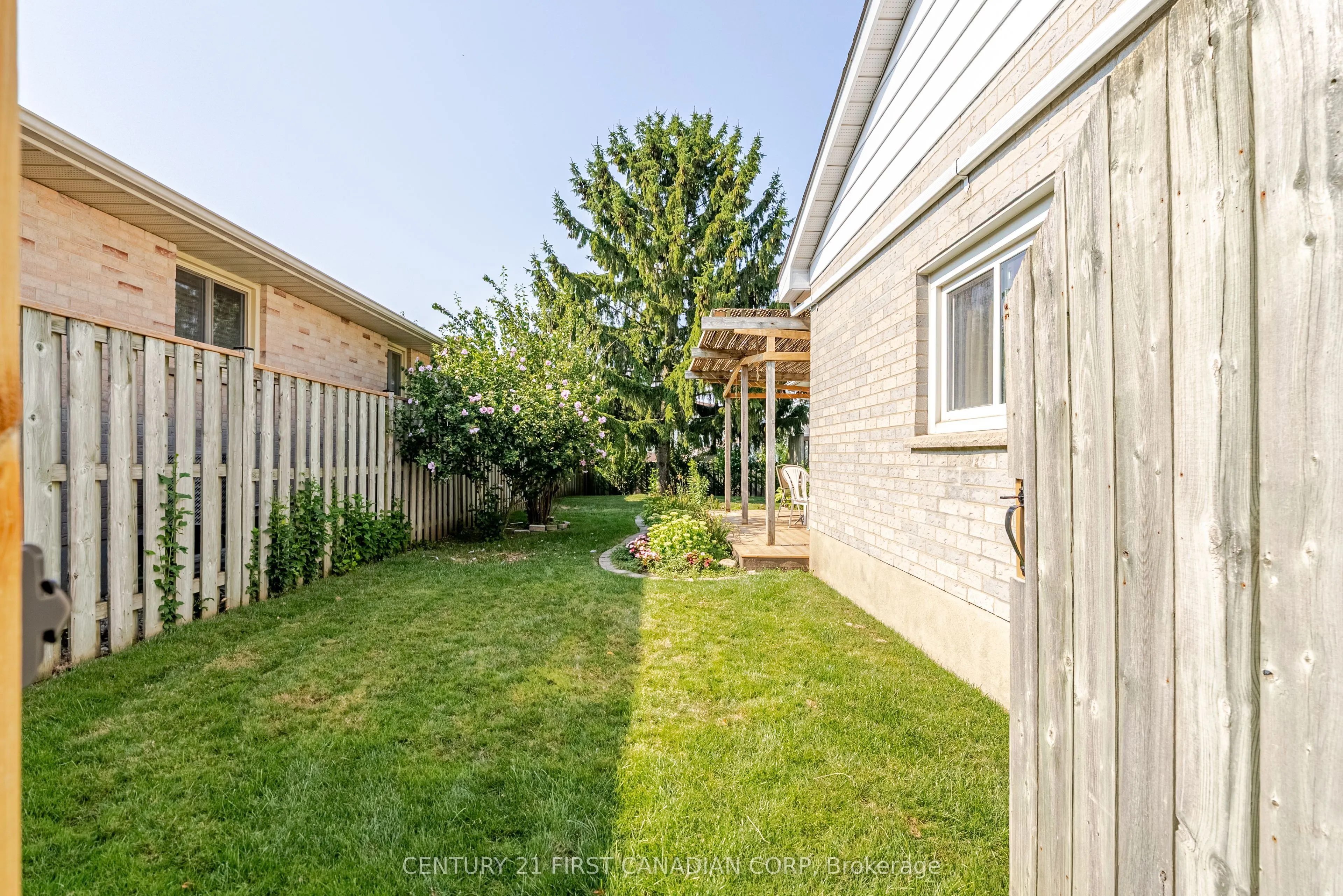 19 Farmington Drive