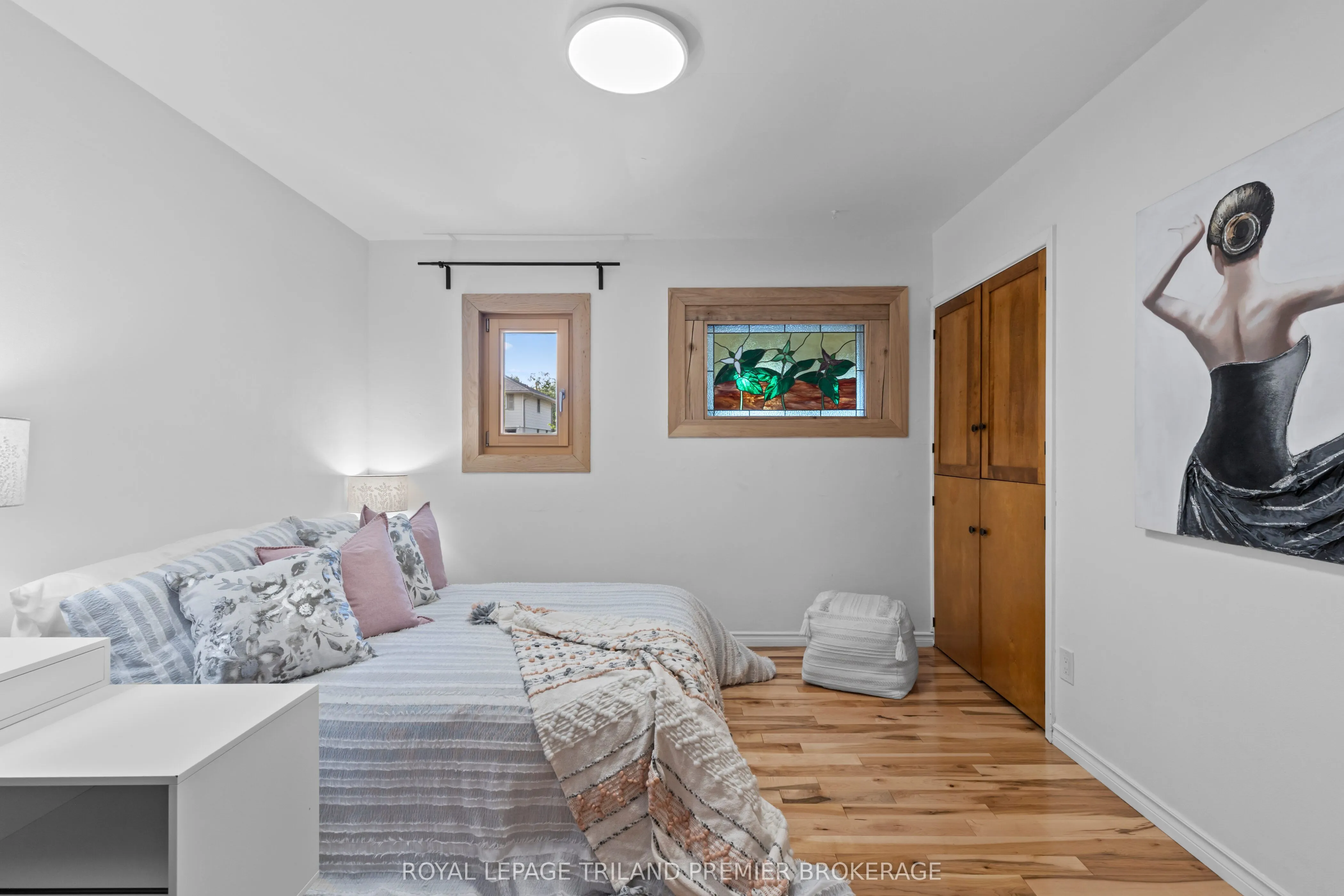 28 Elworthy Avenue