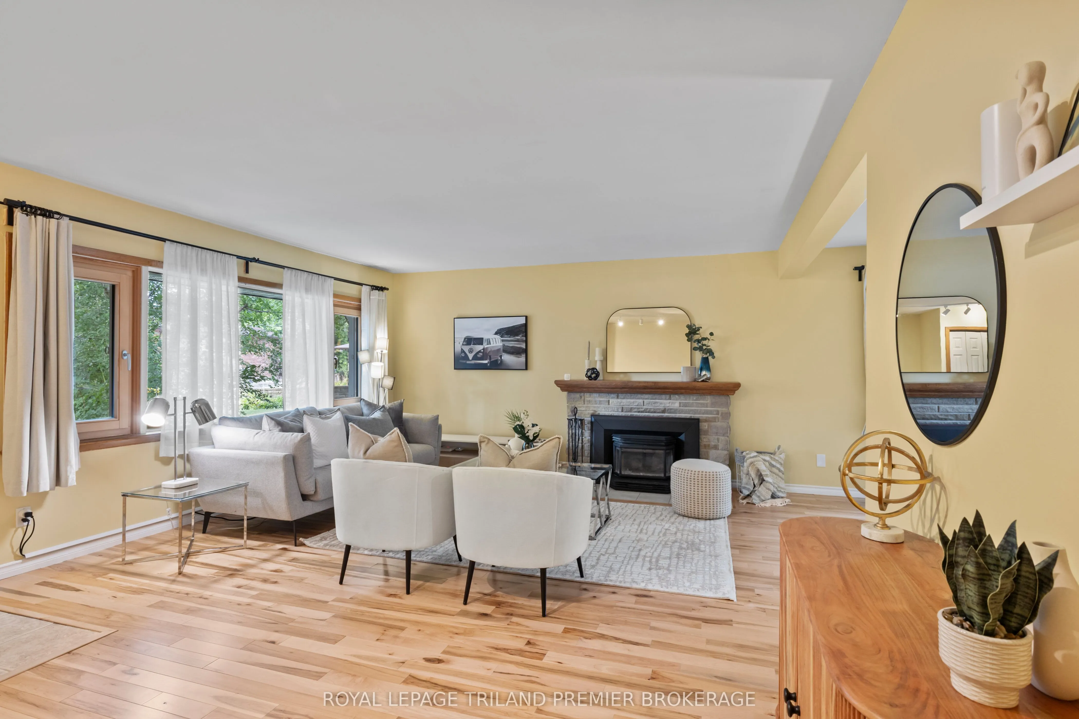 28 Elworthy Avenue