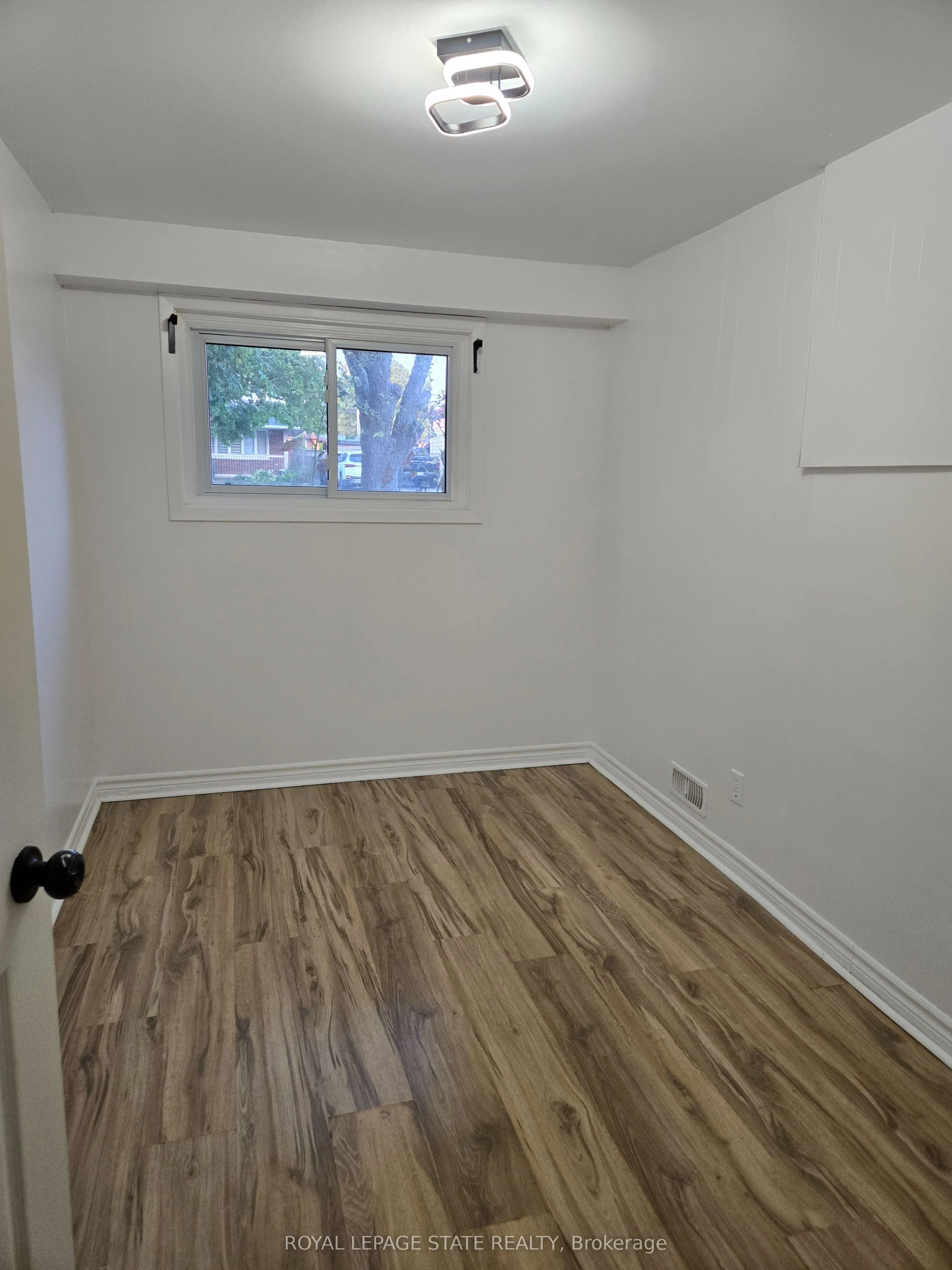 21 Idylwood Road