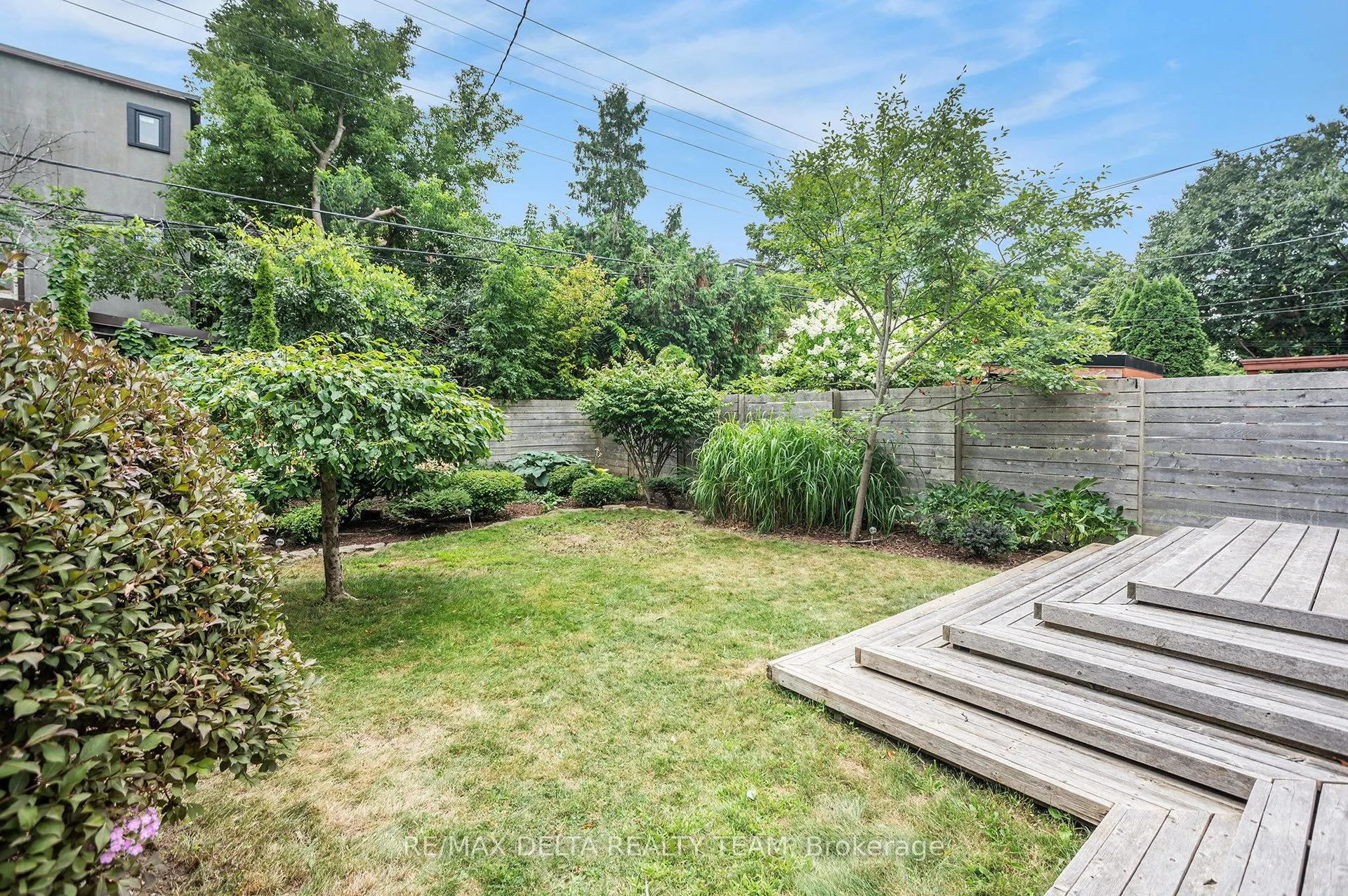 44 Renfrew Avenue