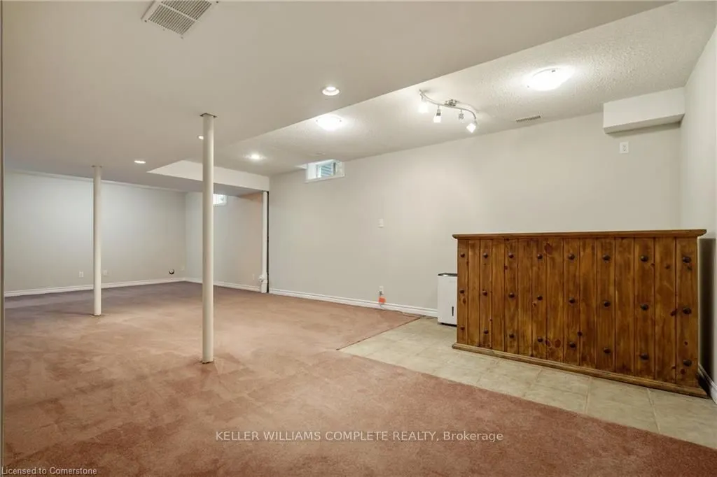 42 GRASSYPLAIN Drive