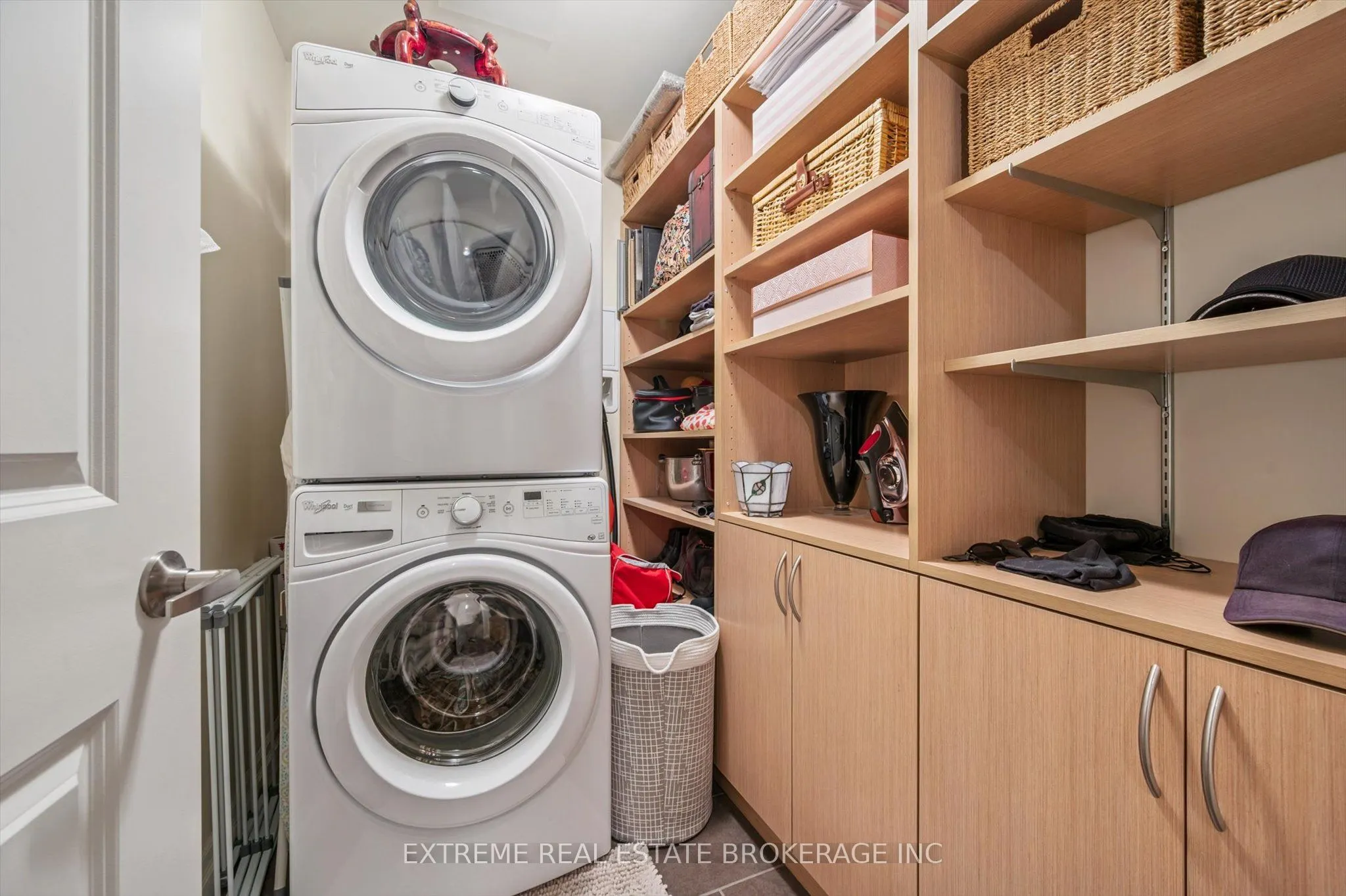 160 Macdonell Street, #1407