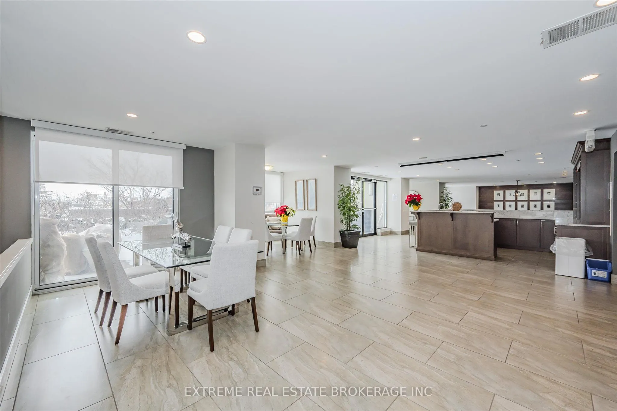 160 Macdonell Street, #1407