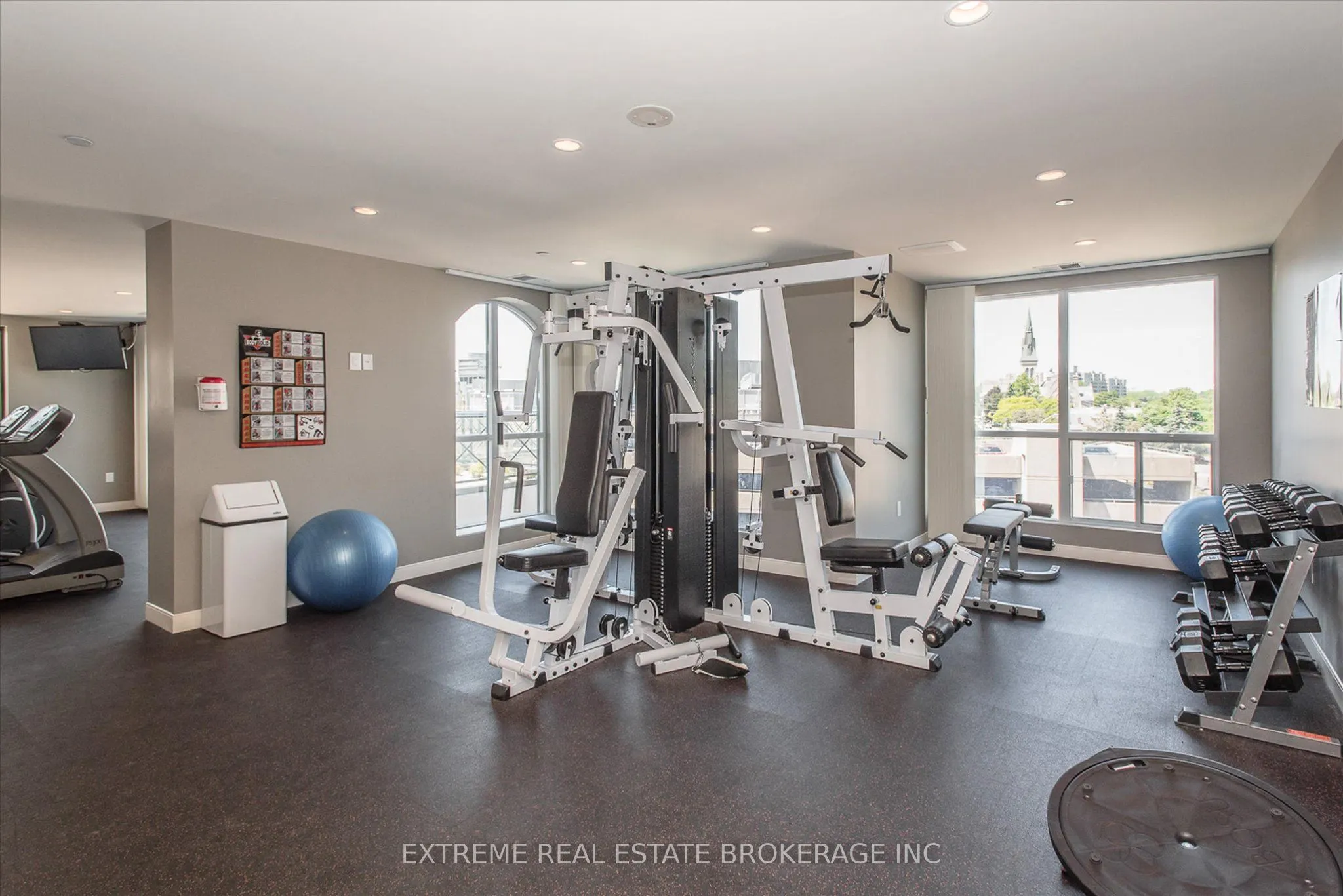 160 Macdonell Street, #1407