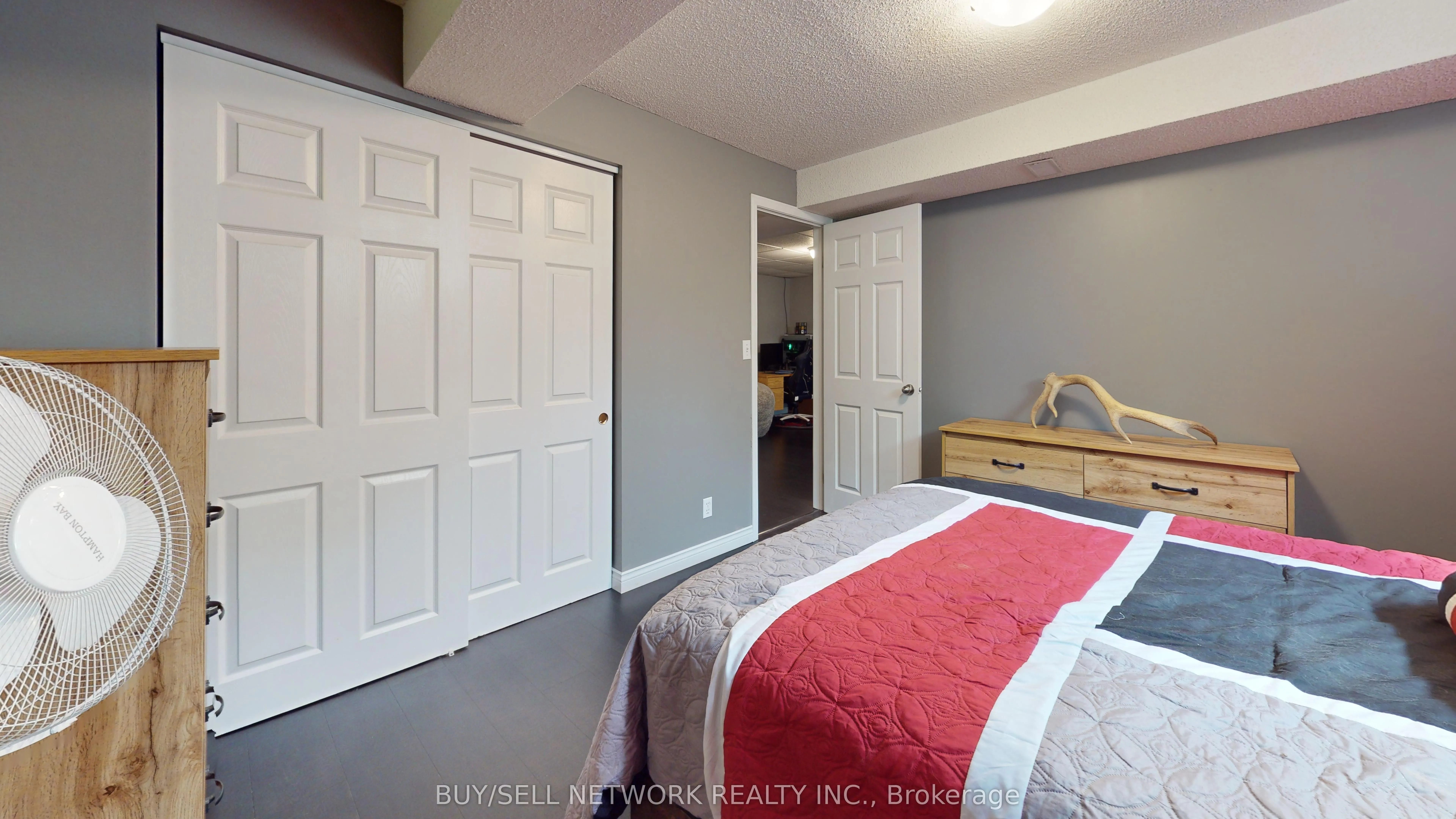 2504 Idyllwood Crescent